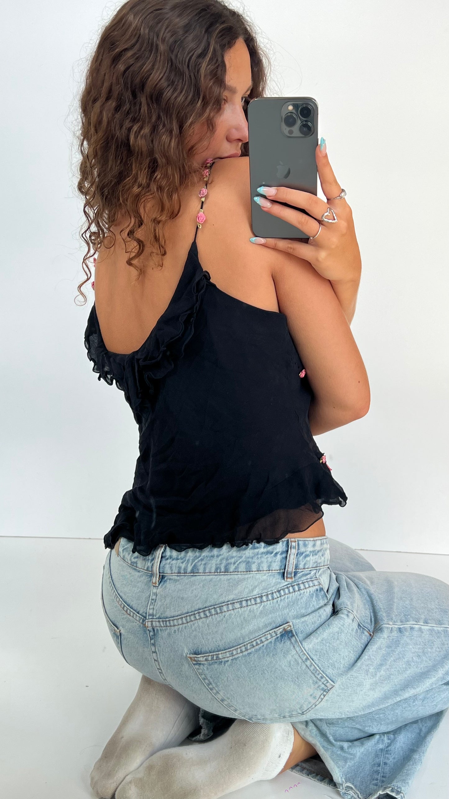 00s black silk flower cami- size L