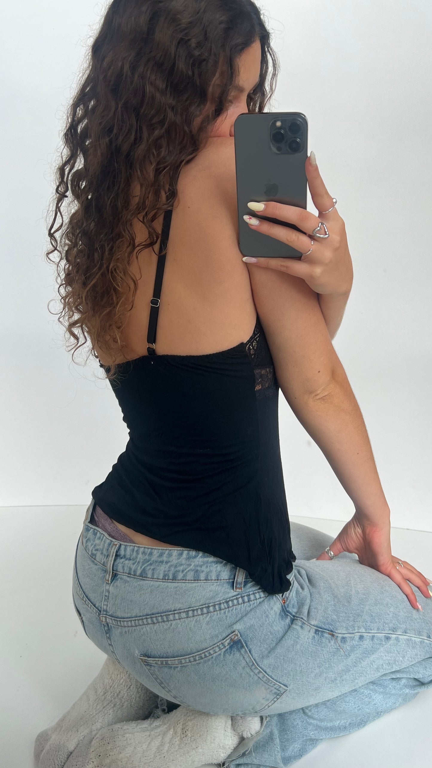 00s black lace cami- size S