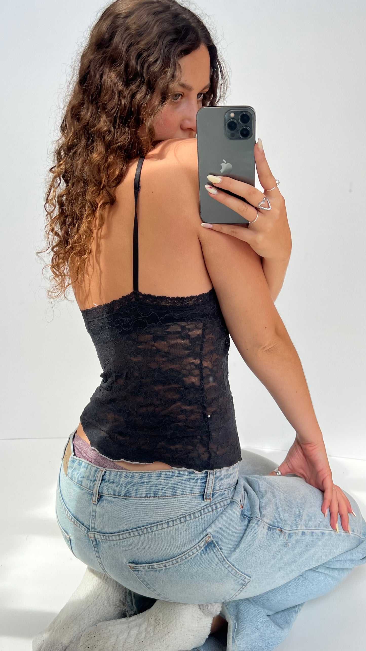 00s black lace cami- size M