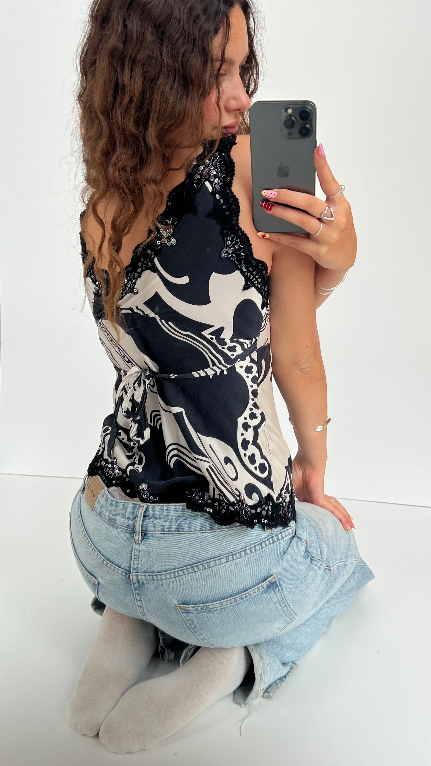 00s black white lace top- size M