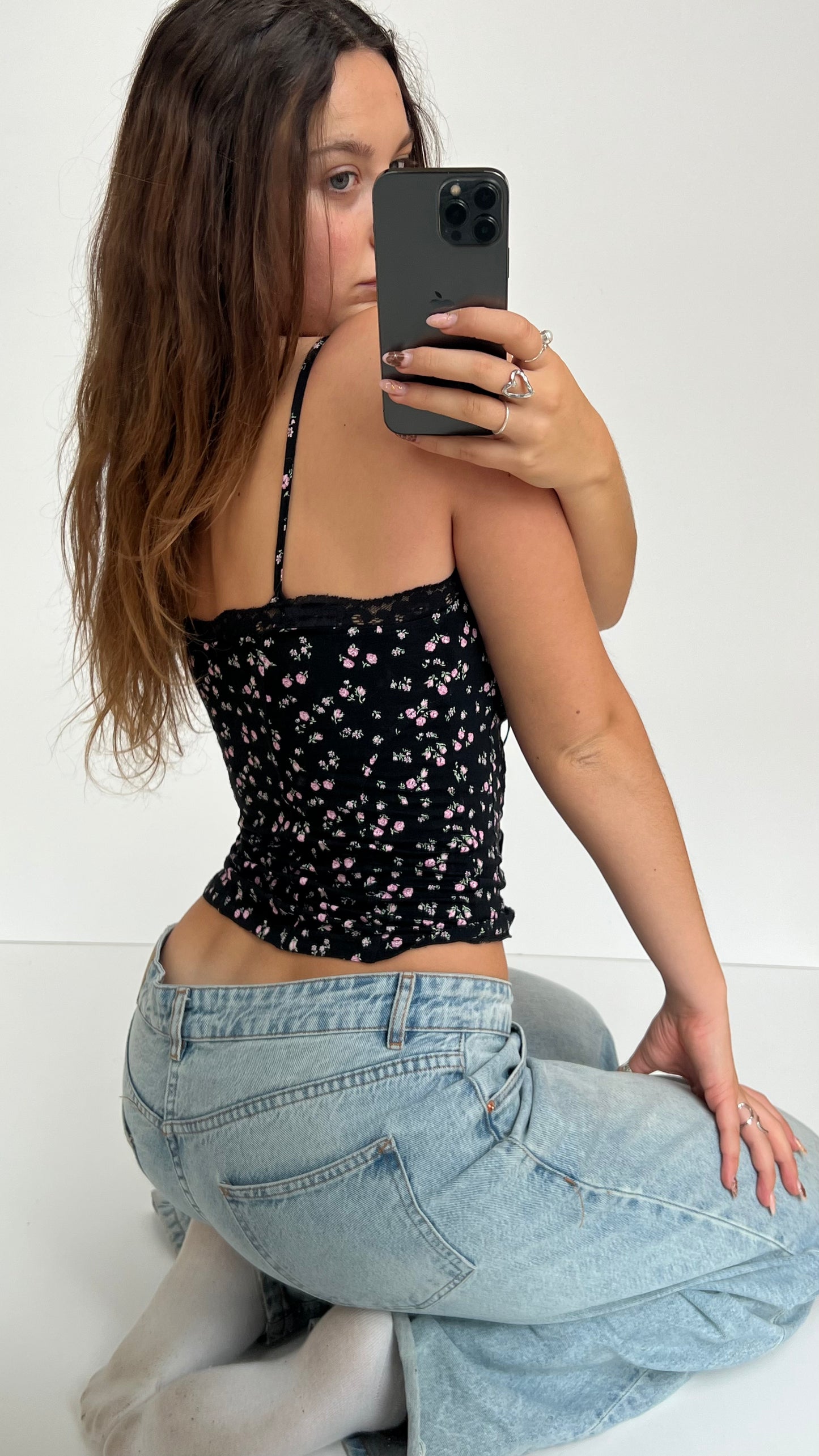 00s black floral cami- size S