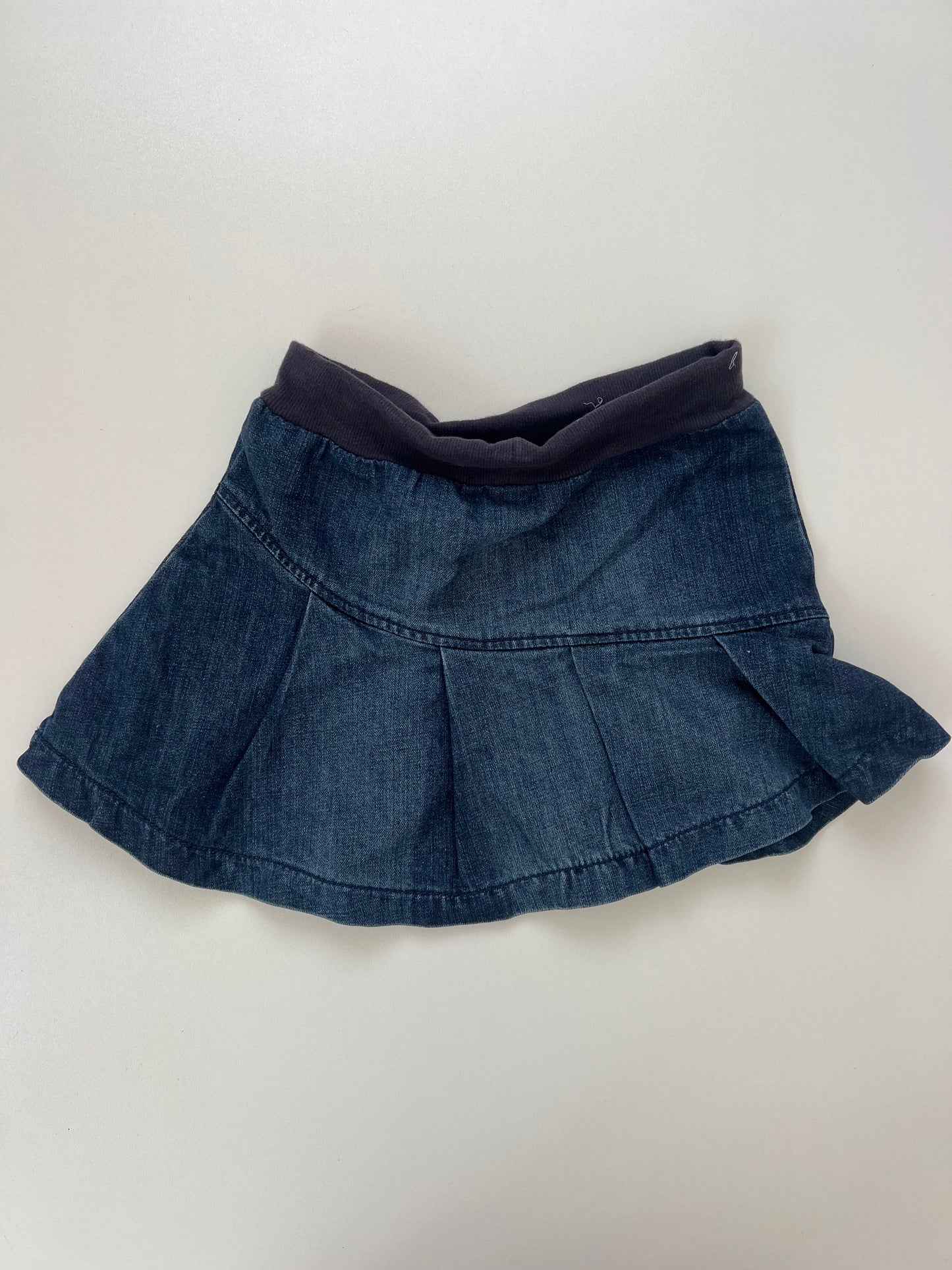 00s denim pleated mini skirt- size XS