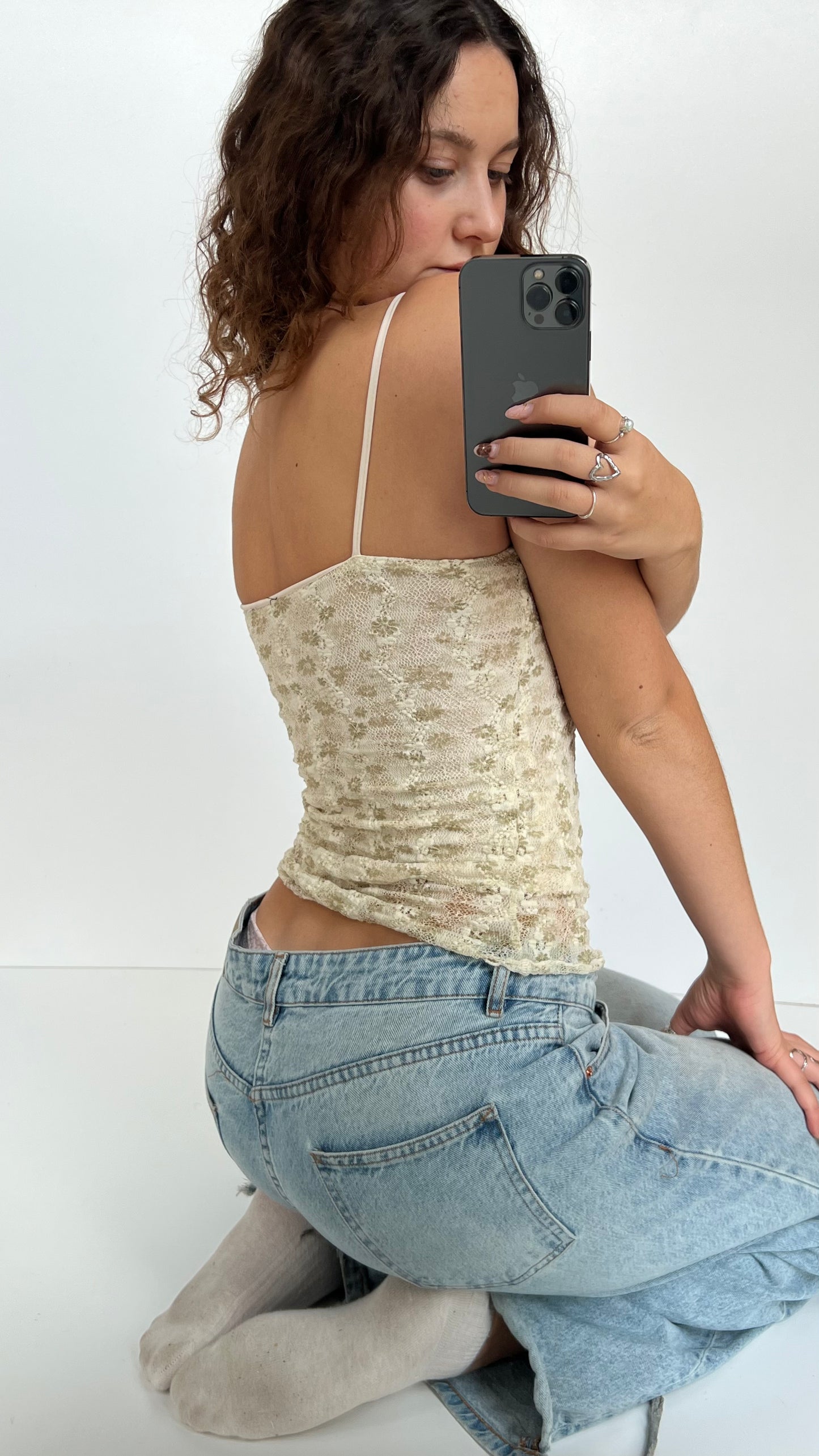 00s cream lace cami- size M