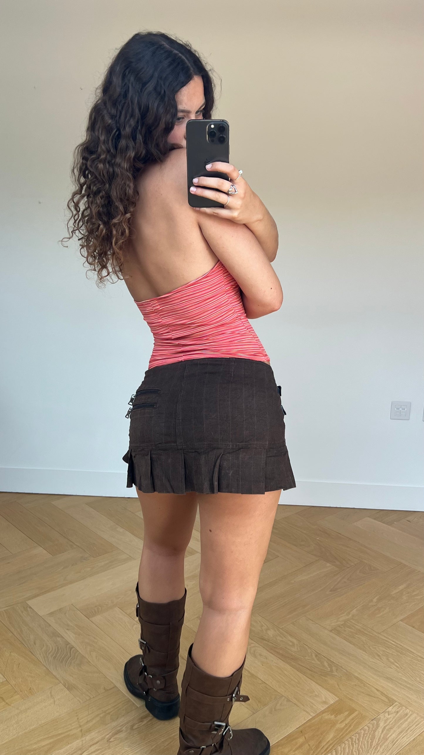 00s Guess brown mini skirt- size M