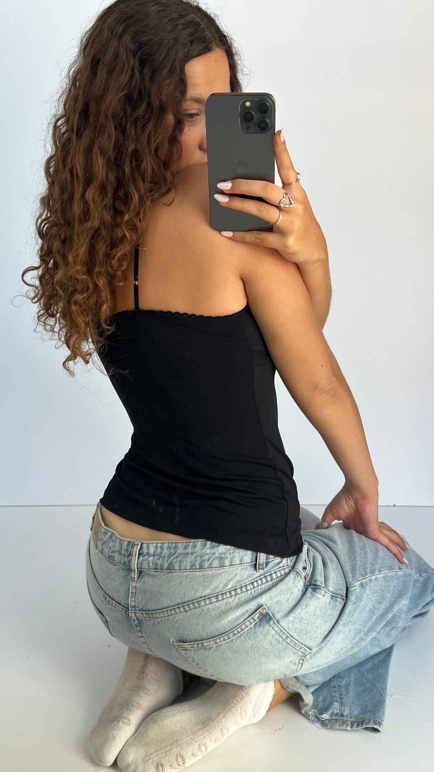 00s black lace cami- size S