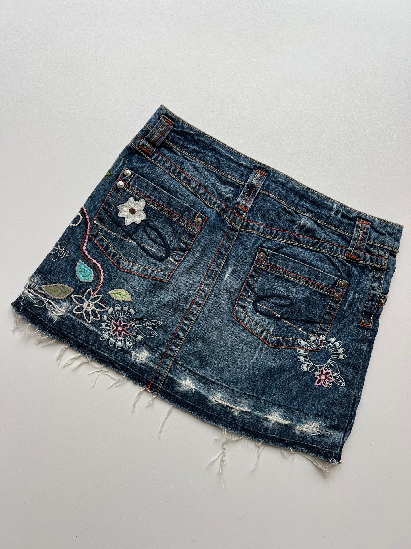 00s denim embroidered mini skirt- size S