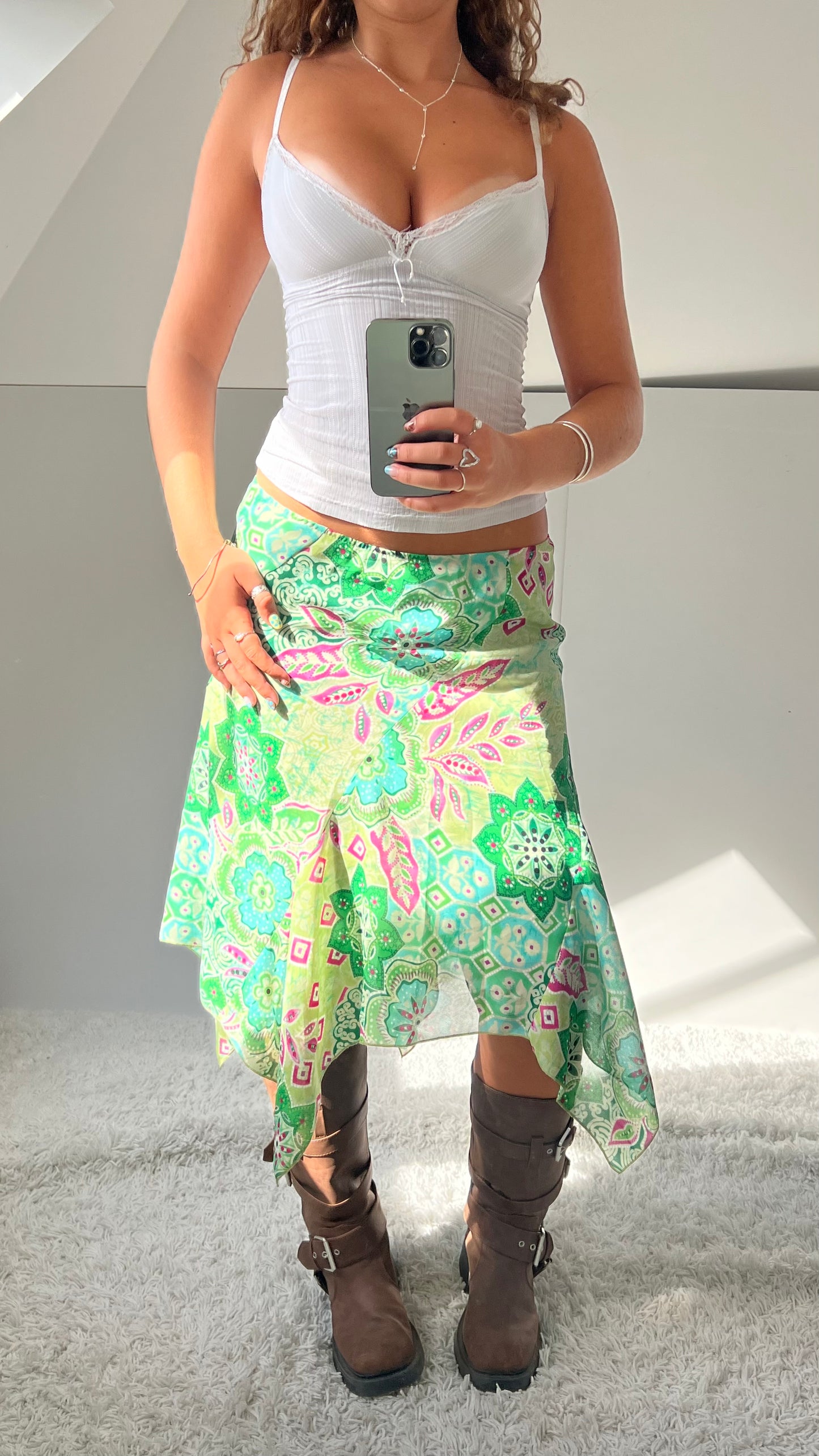 00s green mesh midi skirt- size L