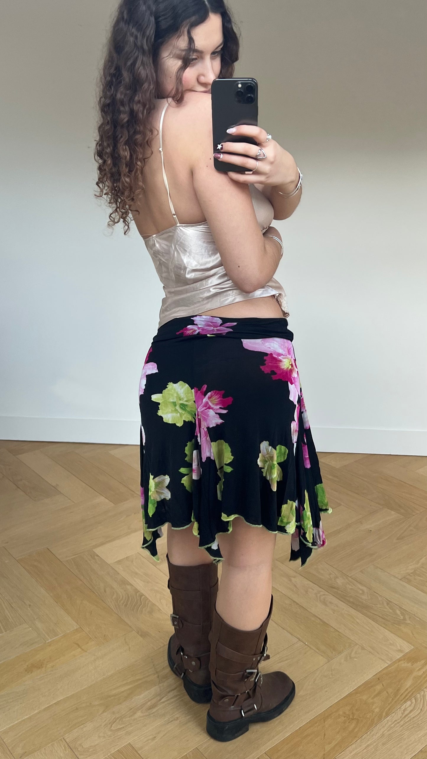00s black floral midi skirt- size M