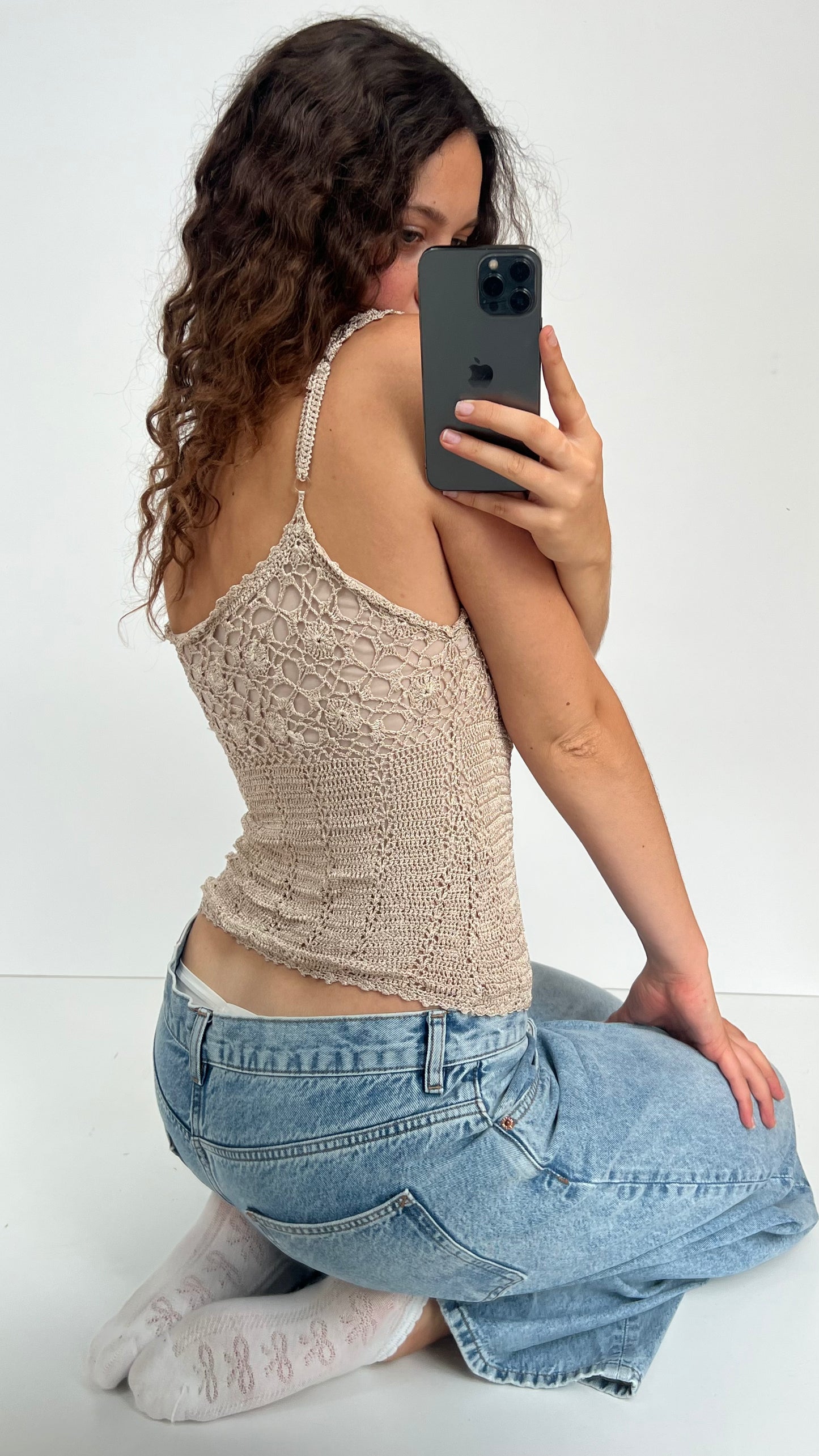 00s cream crochet cami- size M