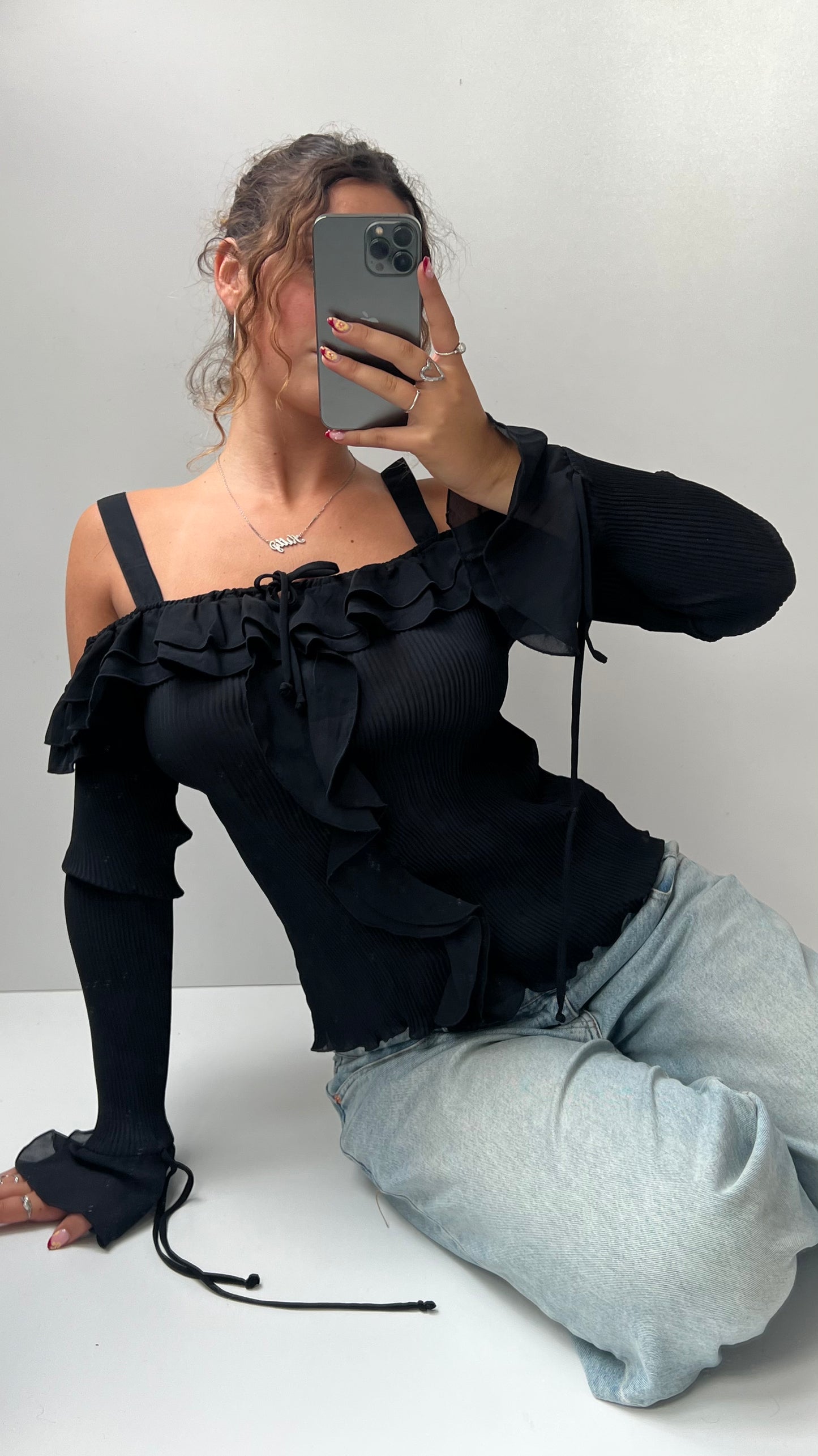 00s pleated black long sleeve top- size L