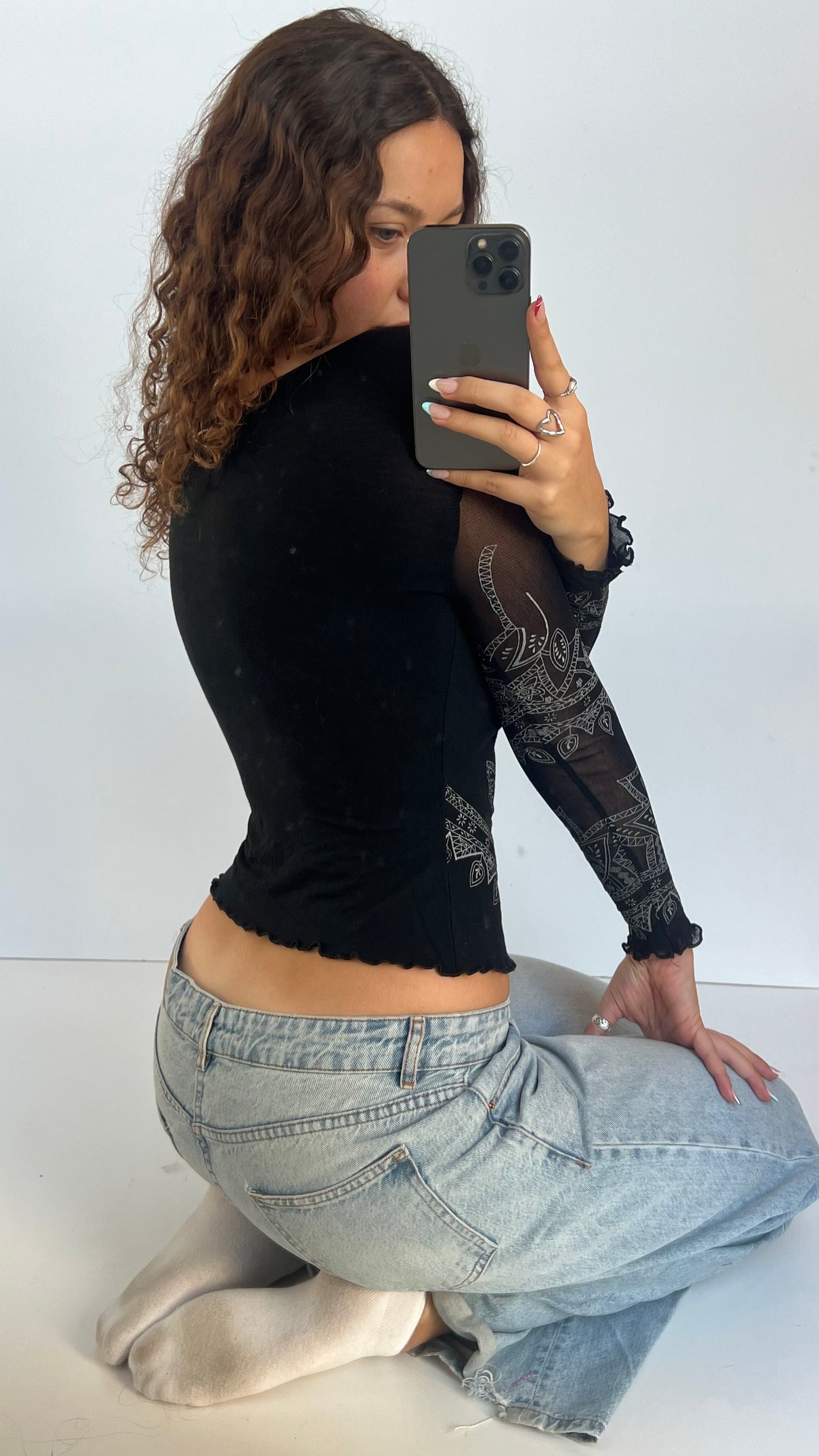 00s black patterned top- size S