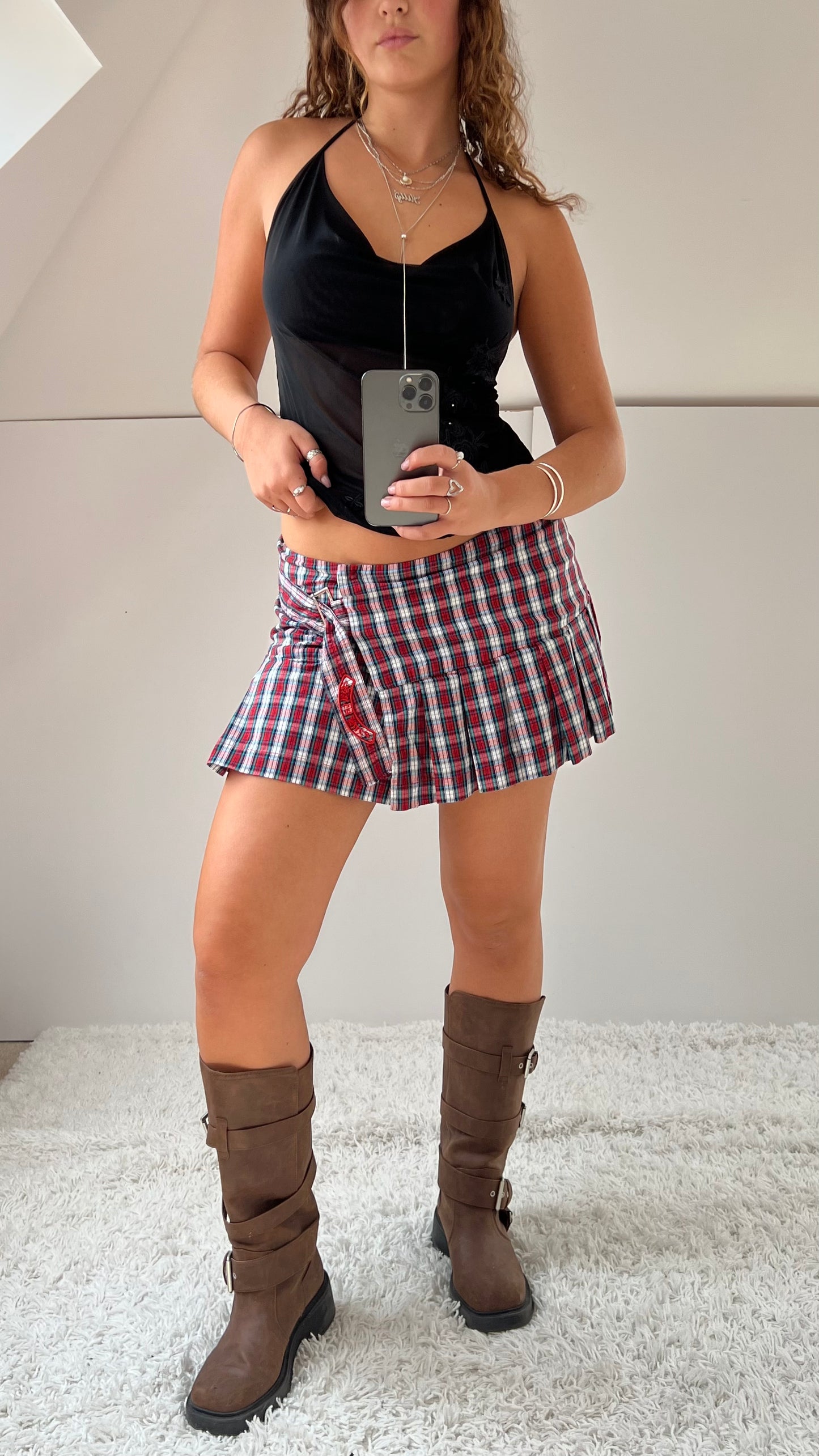 00s red checkered mini skirt- size M