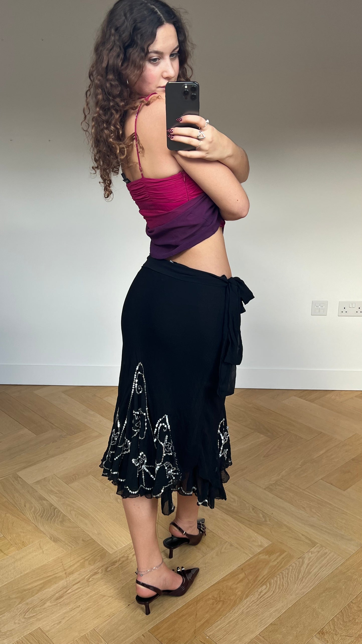 00s black mesh sequin midi skirt- size M