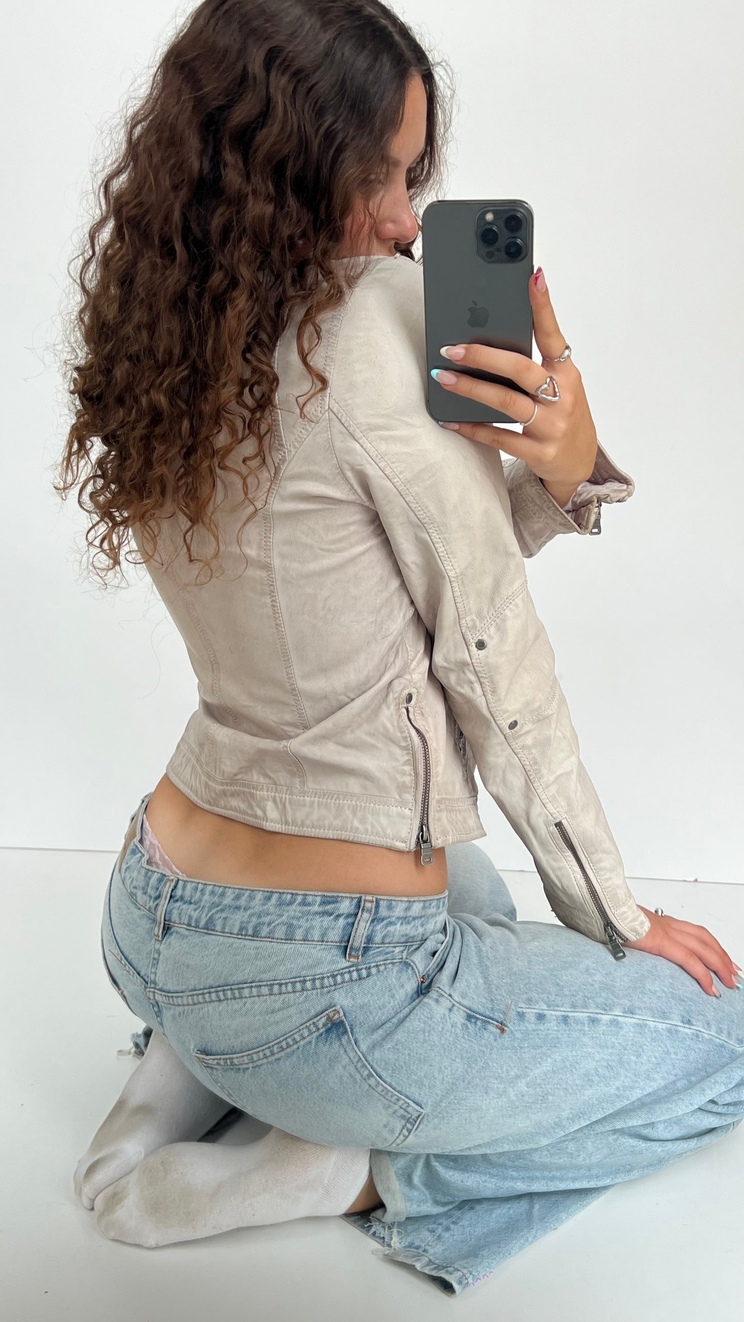 00s white leather jacket- size M