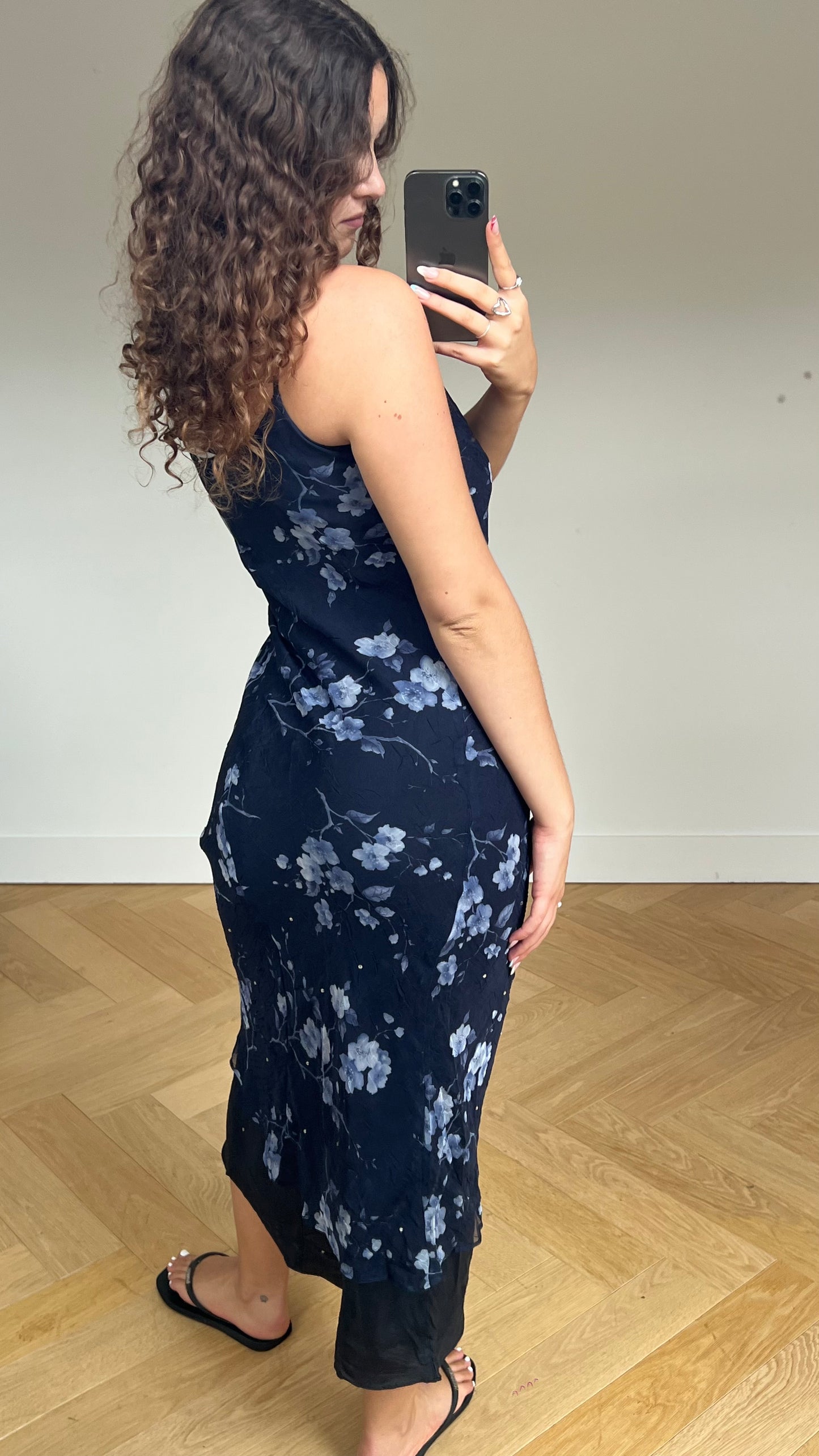 00s navy floral maxi dress- size M