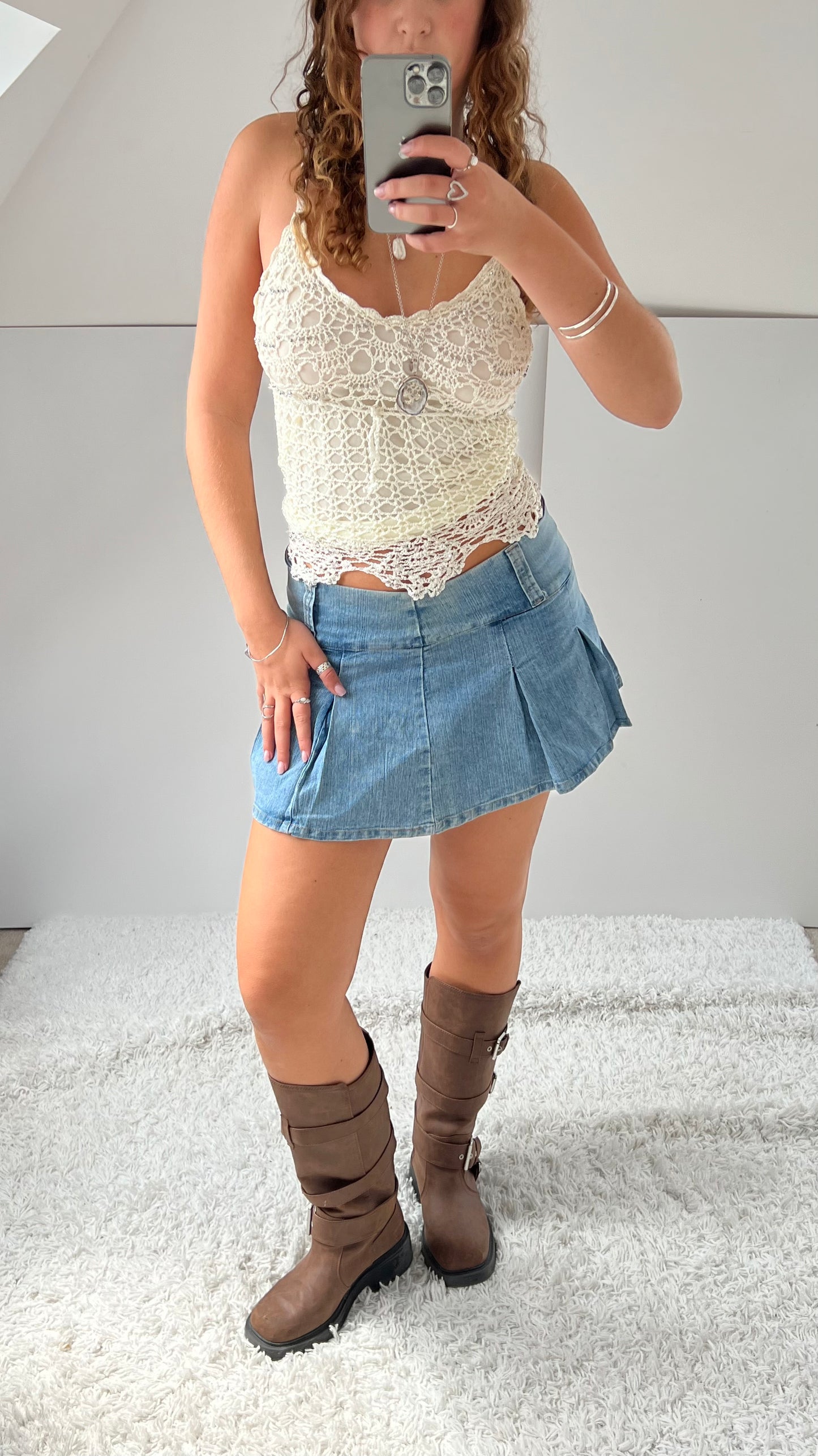 00s pleated denim mini skirt- size M