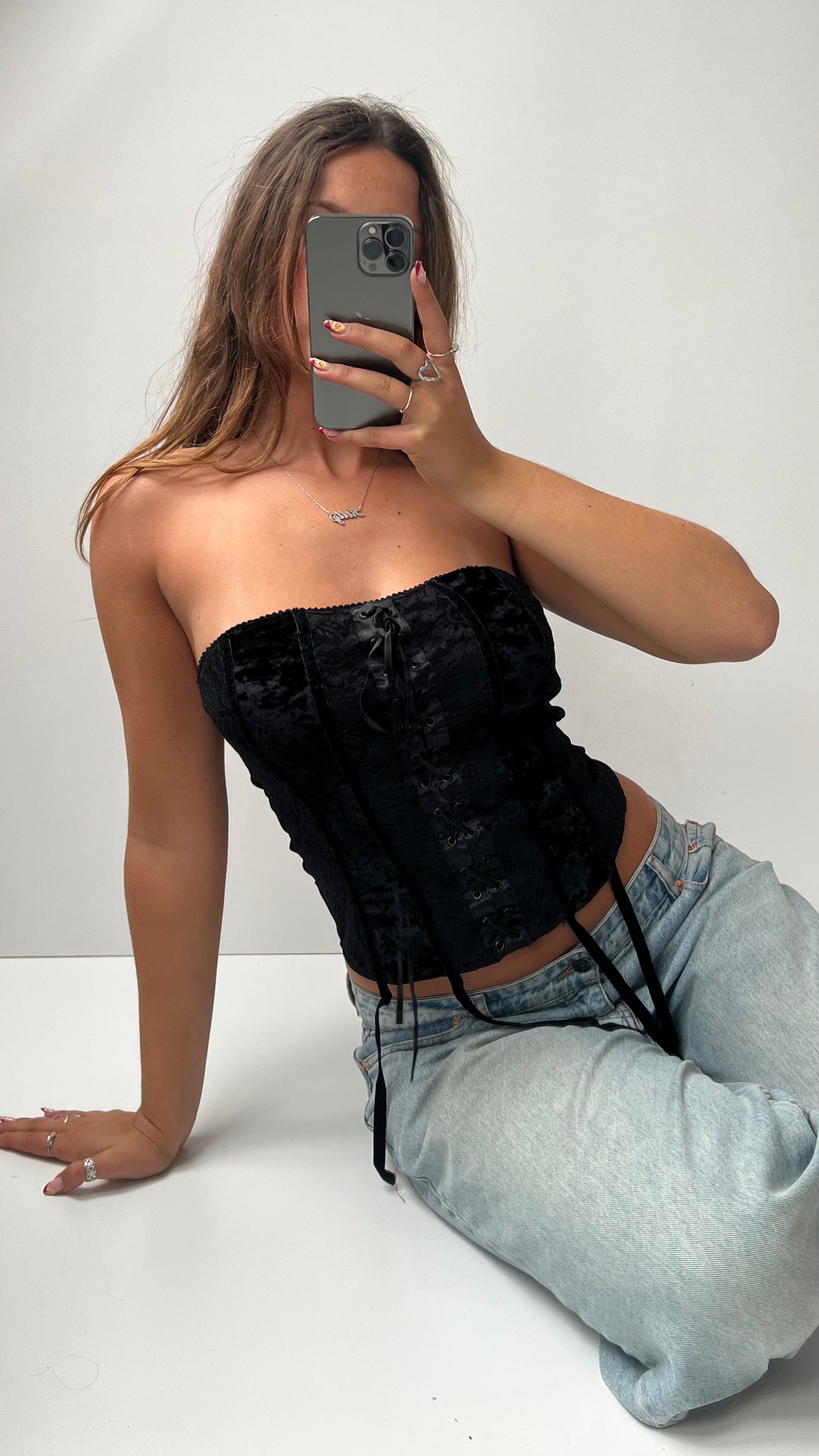 00s black strapless velvet cami- size L