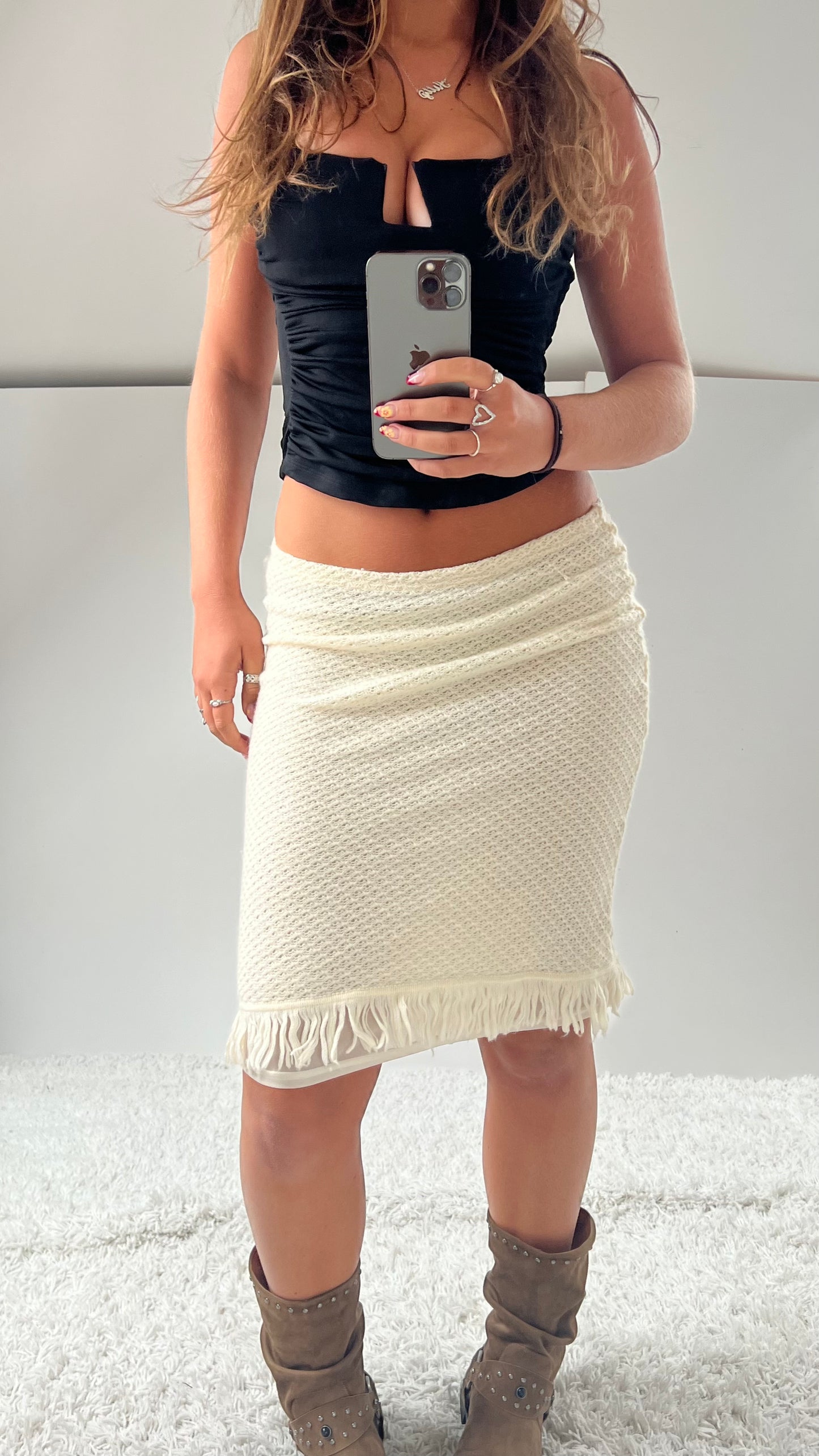 00s cream knit midi skirt- size S