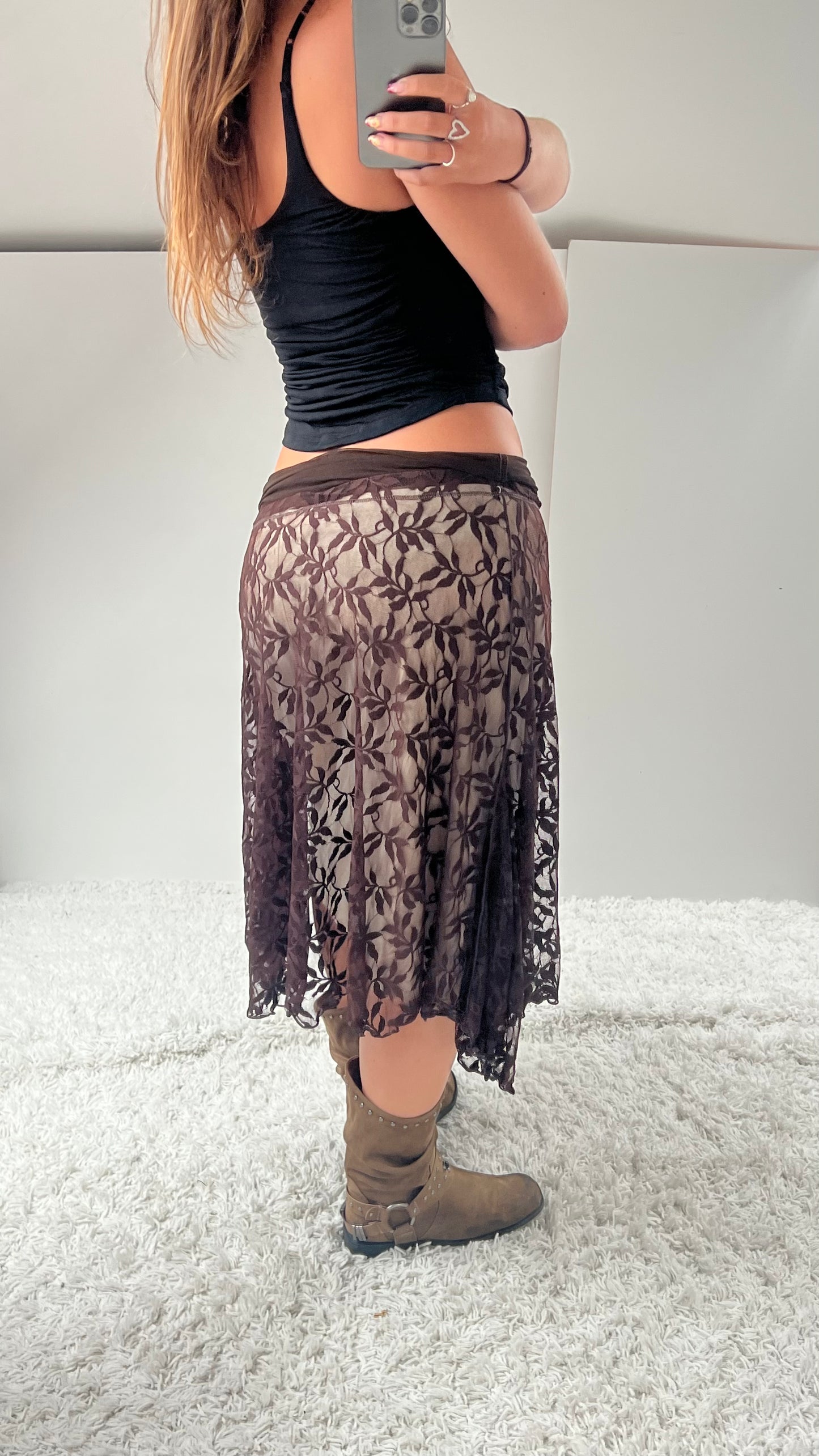 00s brown lace midi skirt- size M