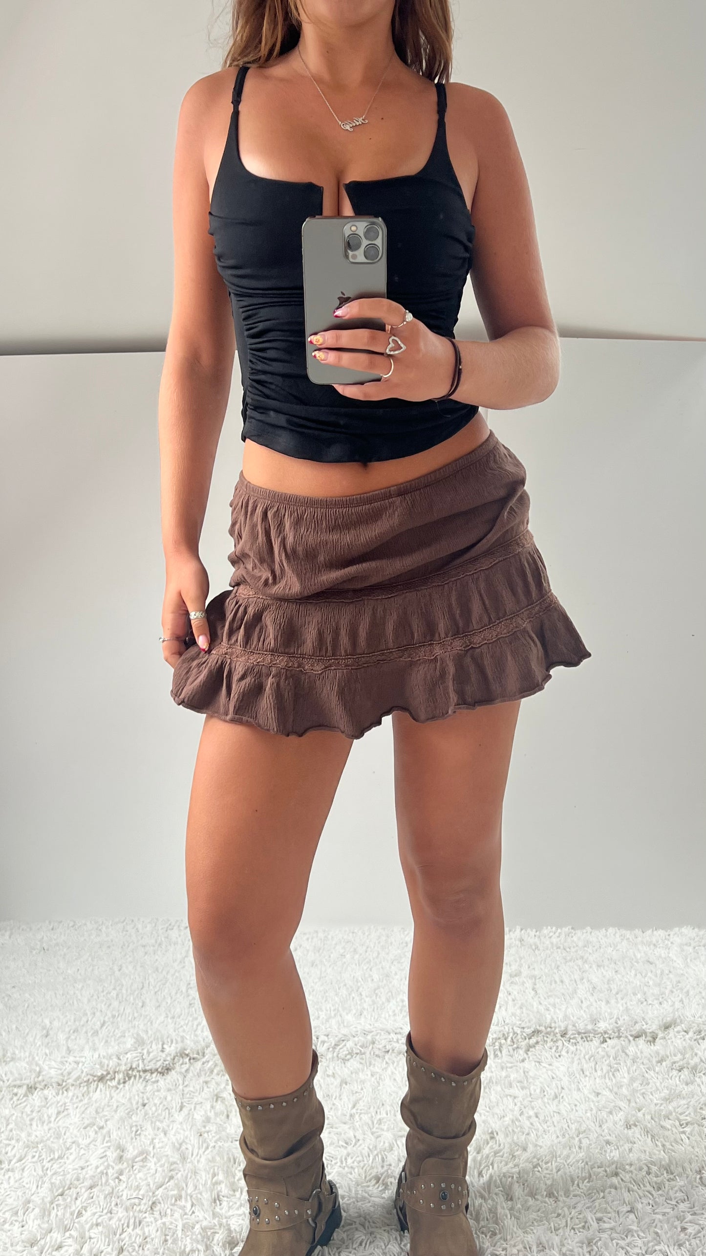 00s brown ruffle mini skirt- size M