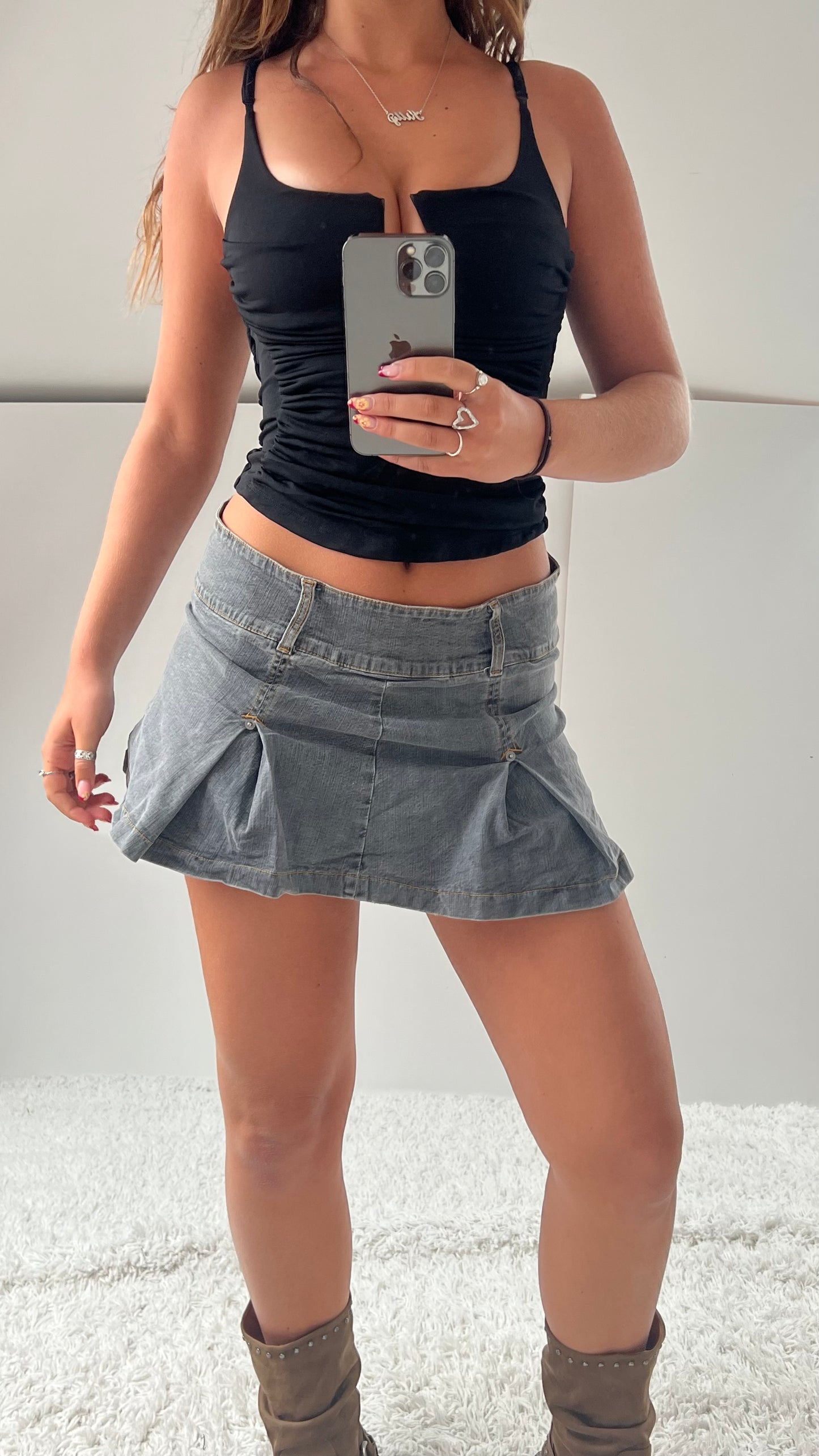 00s grey pleated mini skirt- size S