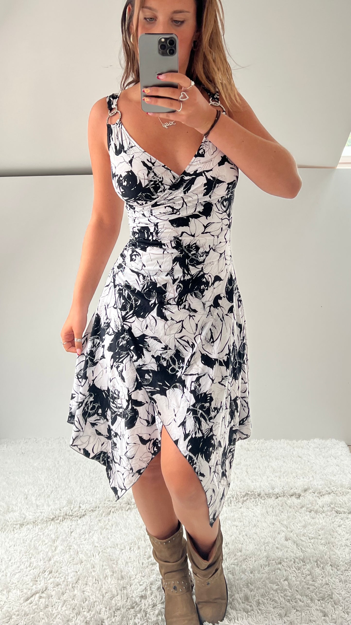00s black white midi dress- size M