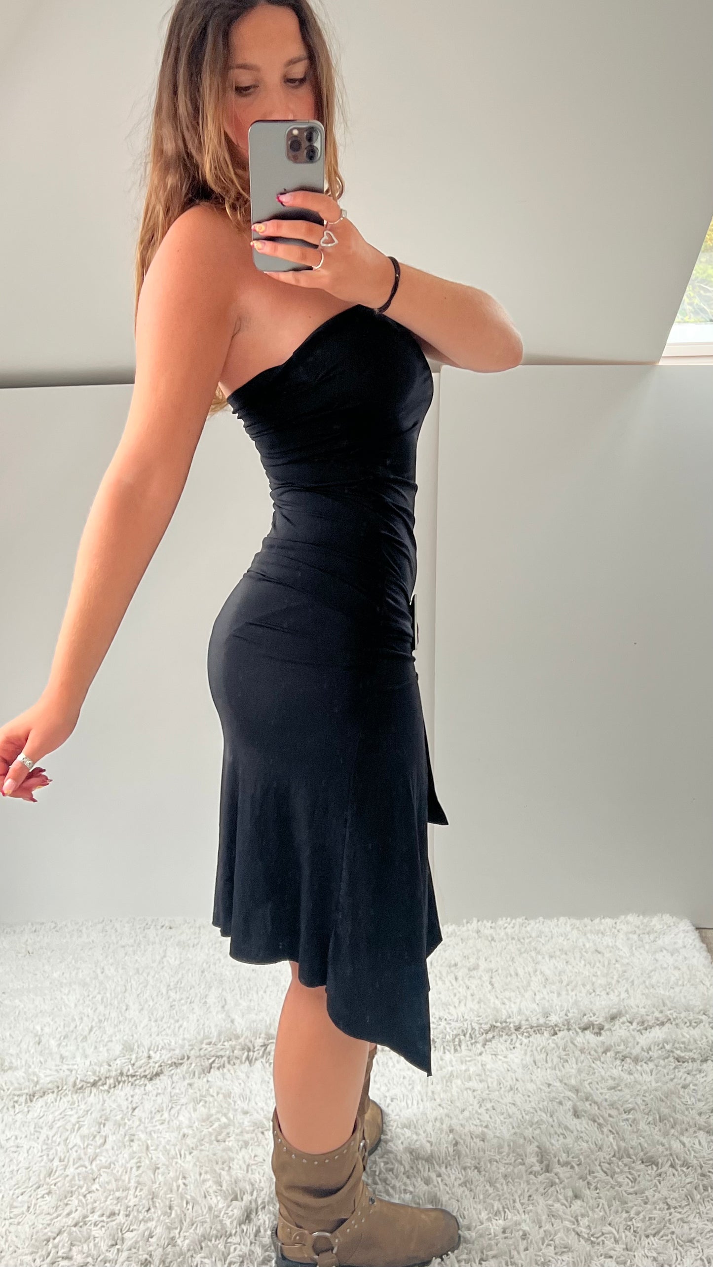 00s black strapless midi dress- size S
