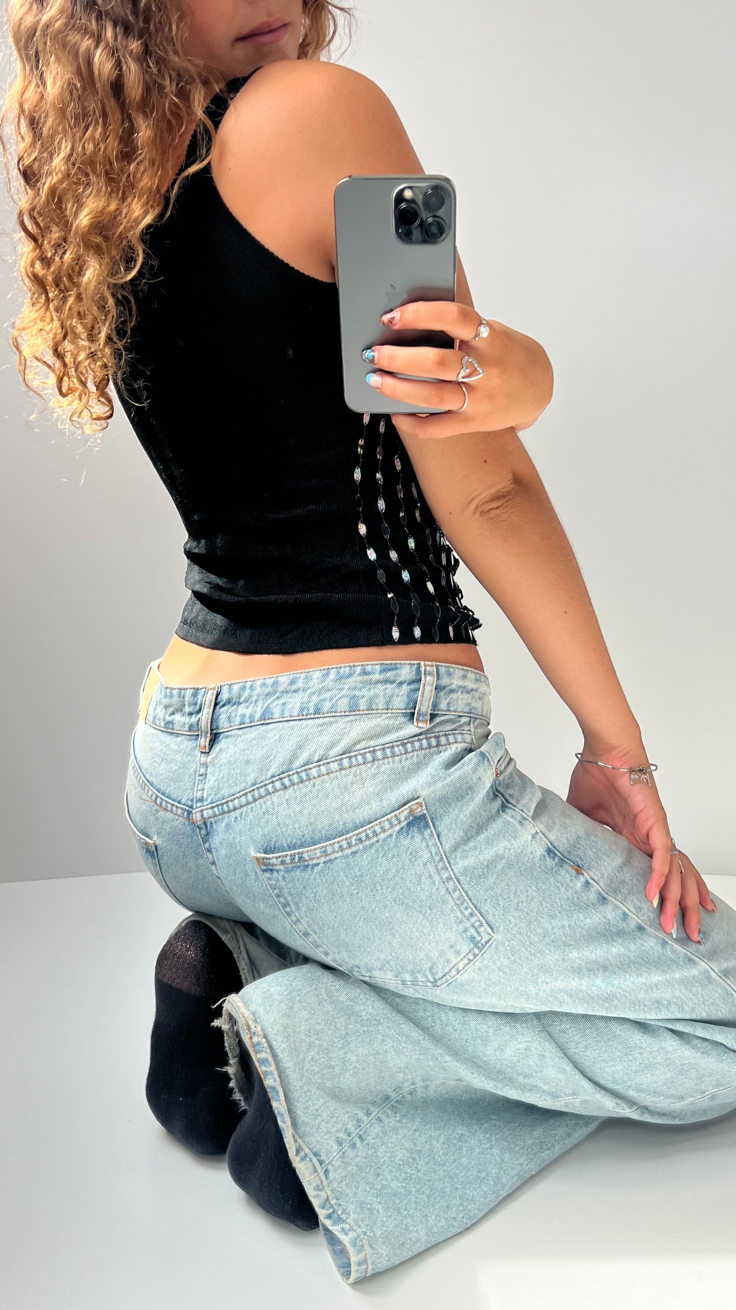 00s black sequin cami- size S