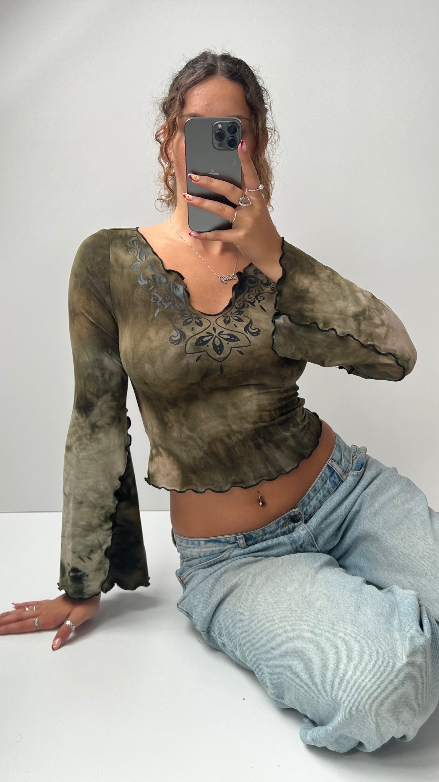 00s green tie dye long sleeve top- size S