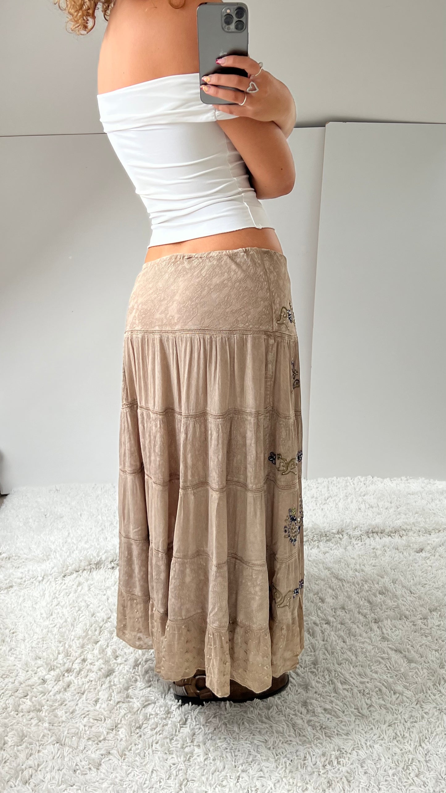 00s brown beaded maxi skirt- size S