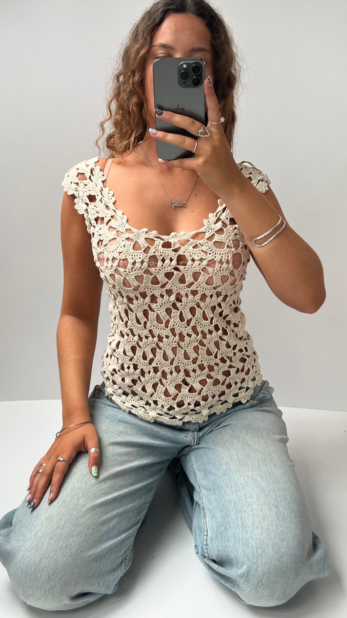 00s cream crochet cami- size M