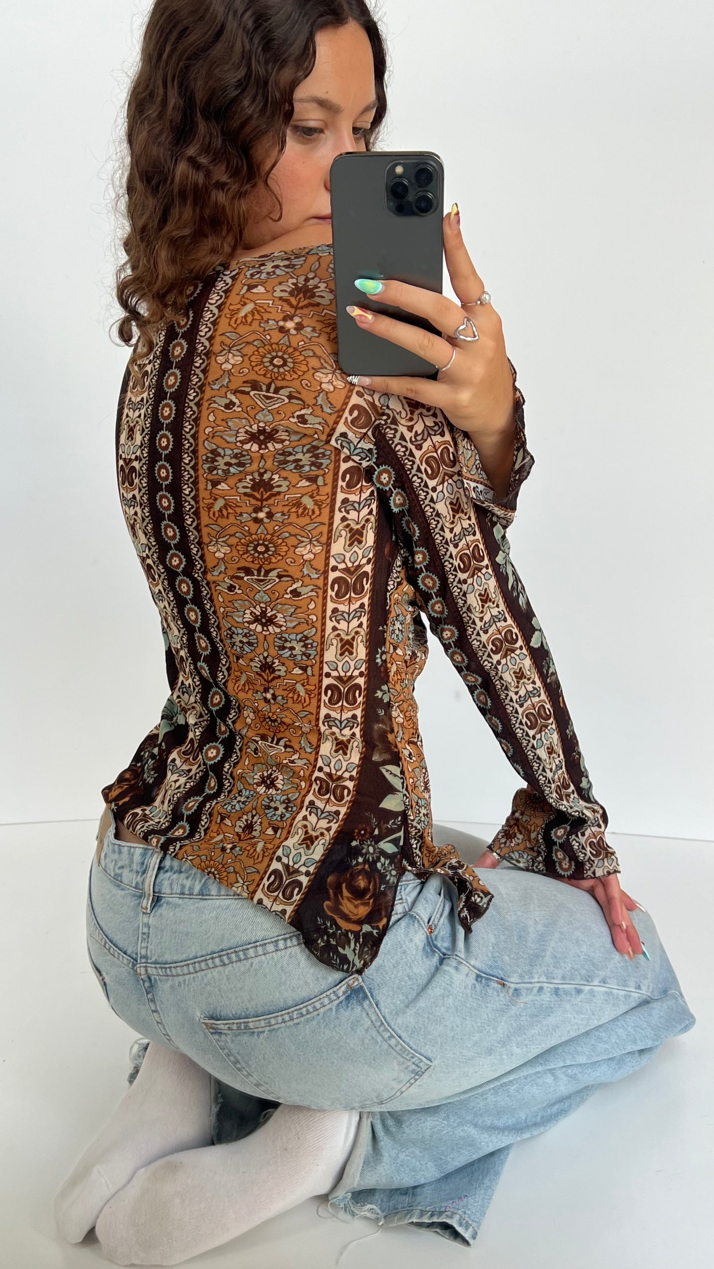 00s brown patterned top- size L