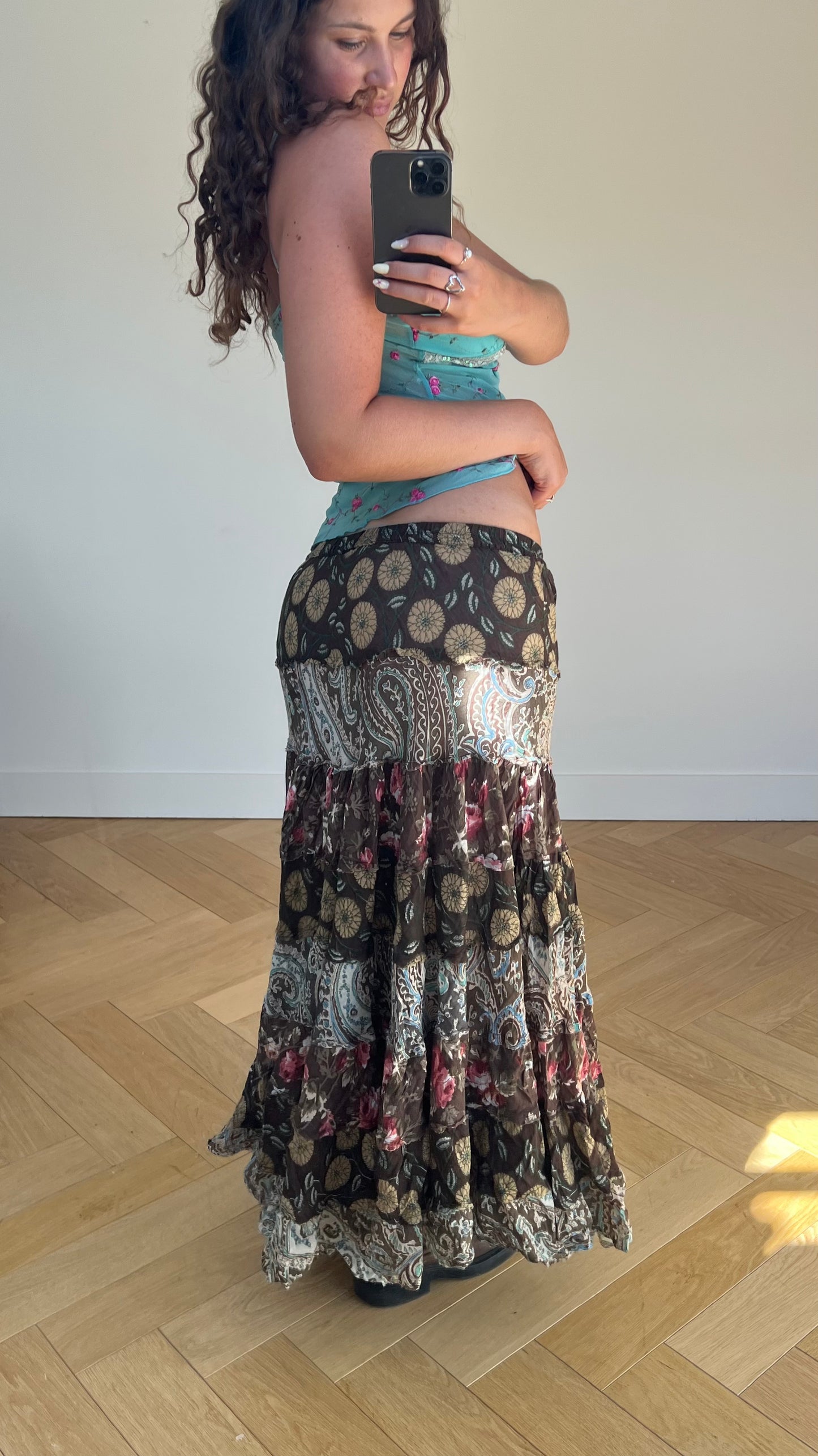 00s brown boho maxi skirt- size M