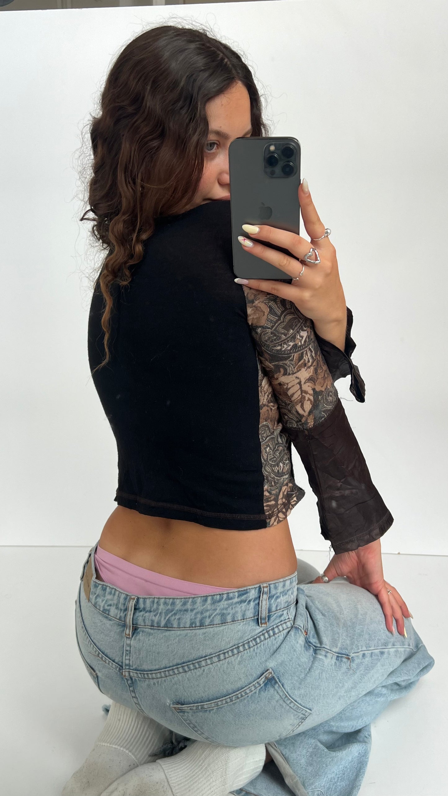 00s brown paisley long sleeve top- size M