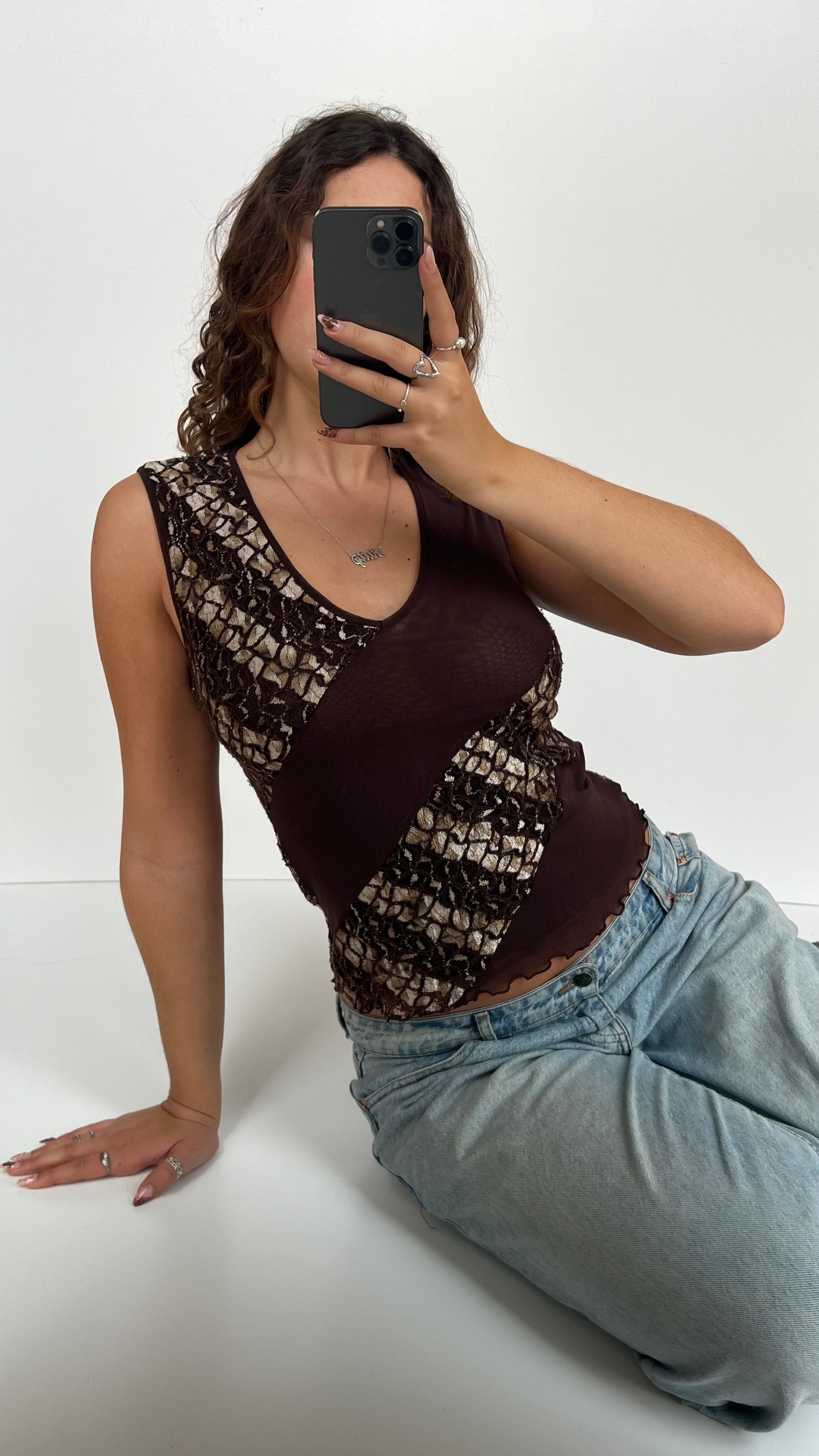 00s brown lace tank top- size M