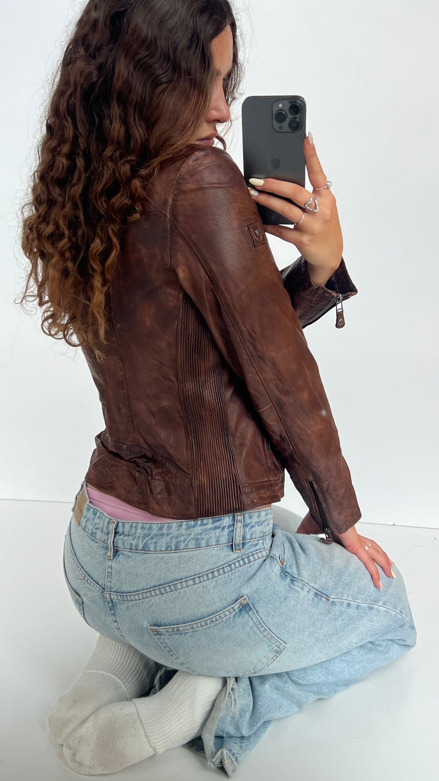 00s brown leather jacket- size M