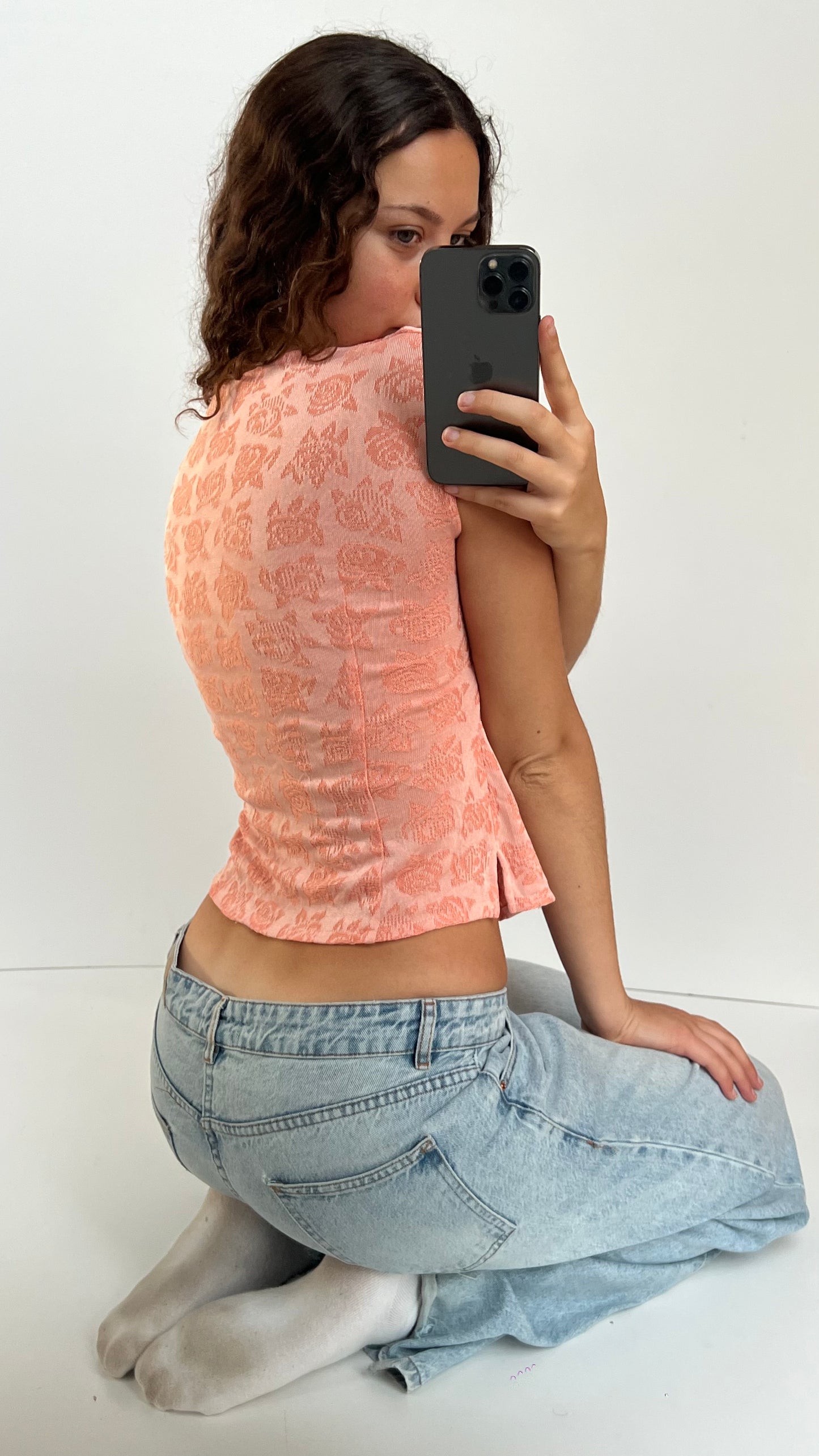 00s coral lace top- size L