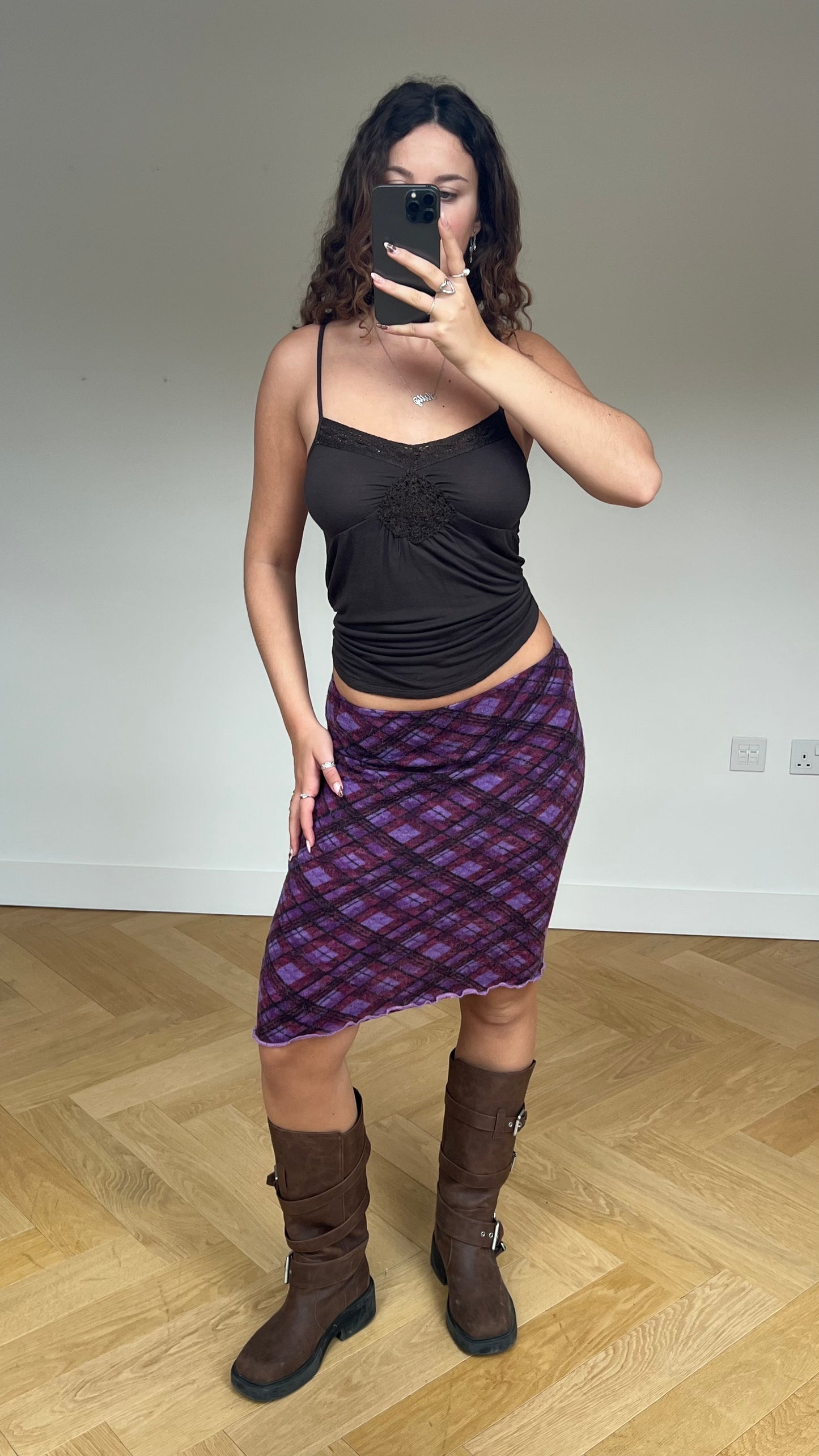 00s purple plaid midi skirt- size S