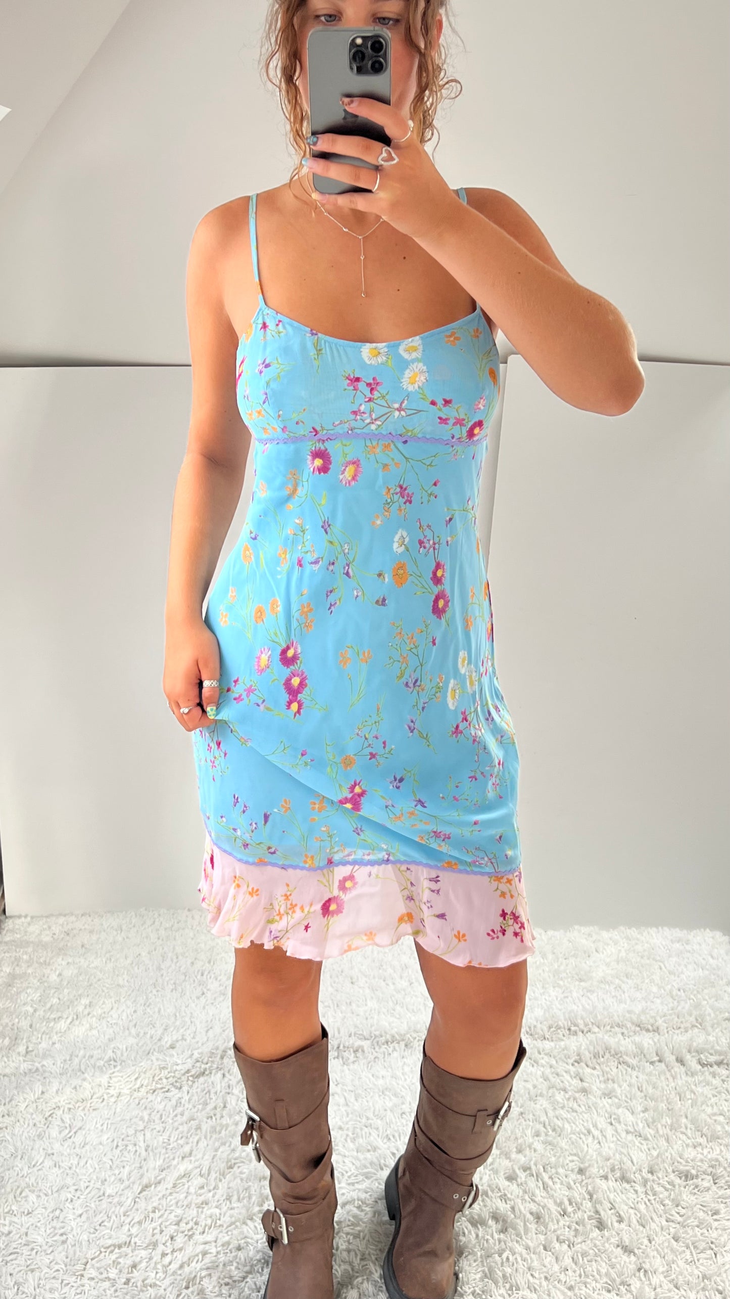 00s blue floral midi dress- size M