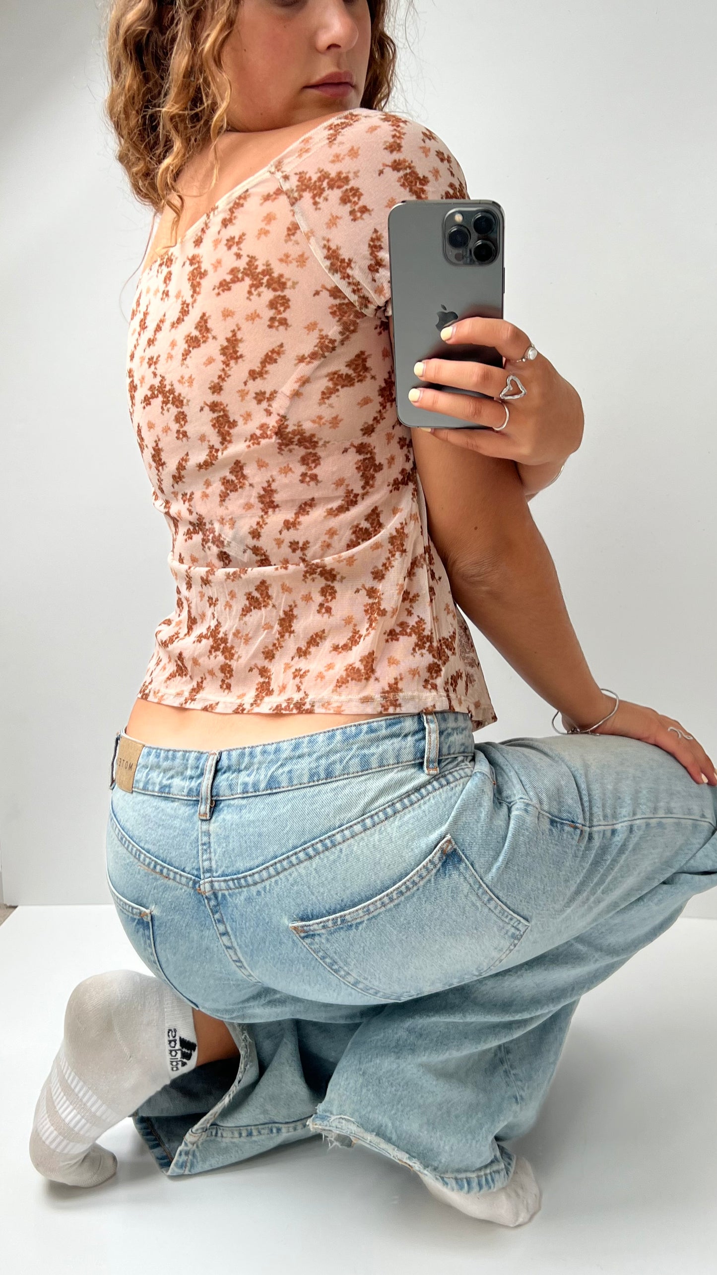 00s cream floral milkmaid top- size L