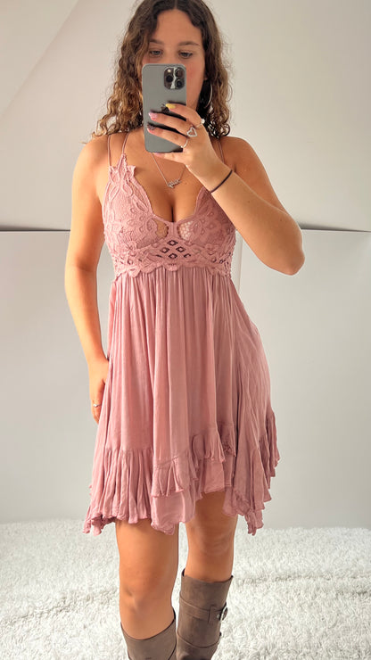 00s pink crochet mini dress- size S