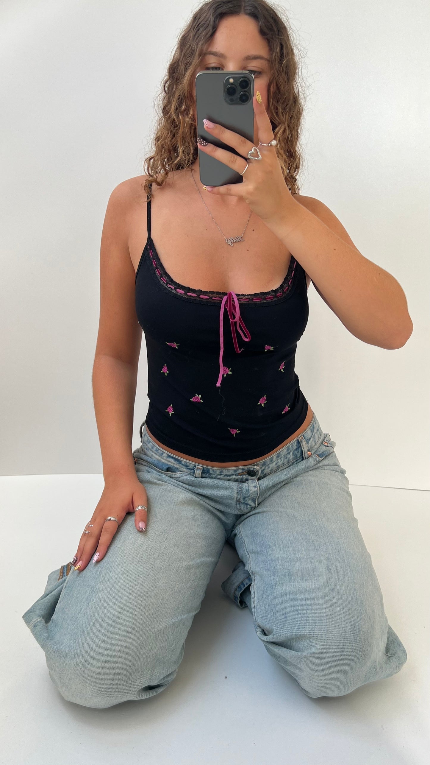 00s black floral cami- size S