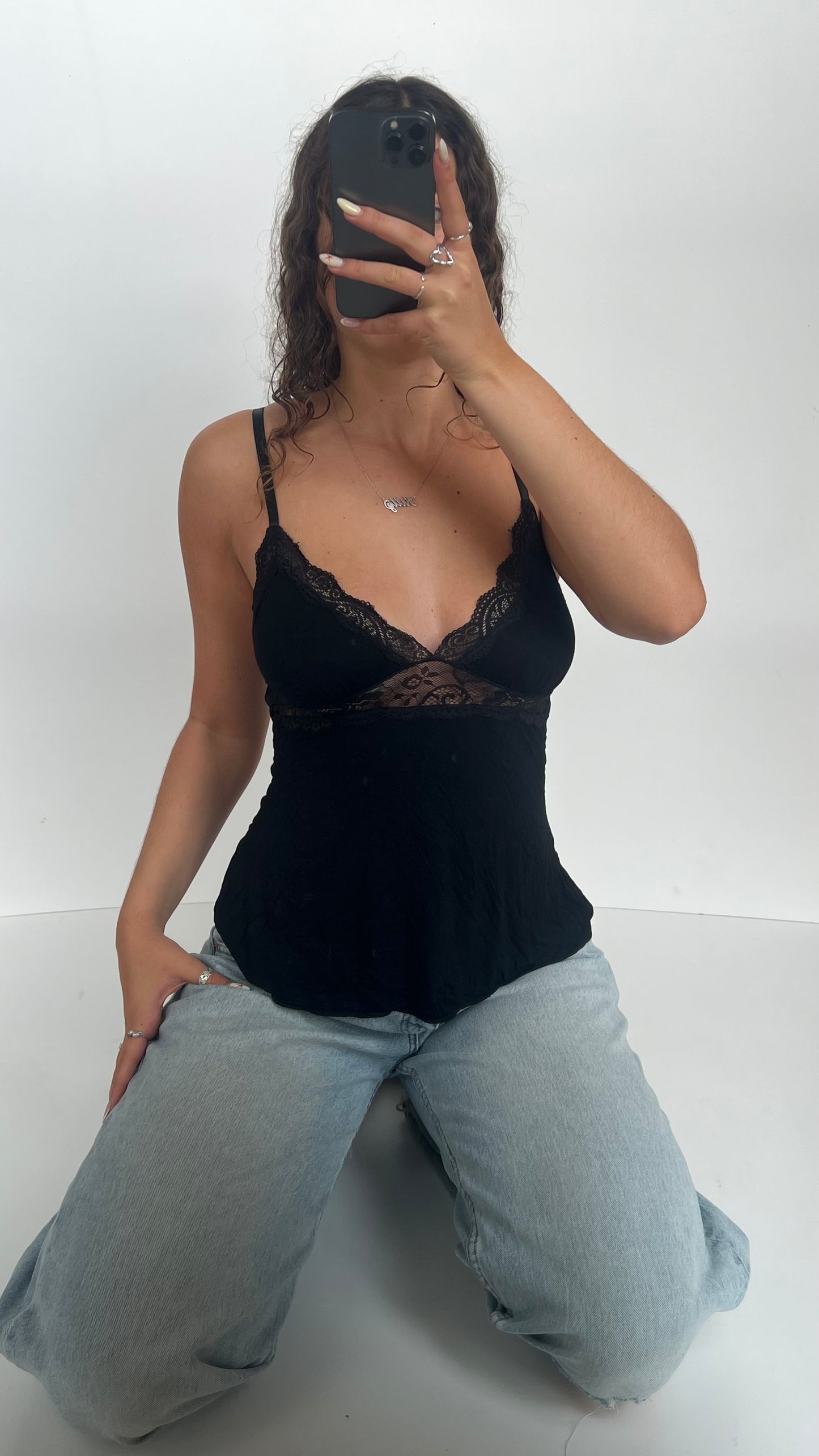 00s black lace cami- size S