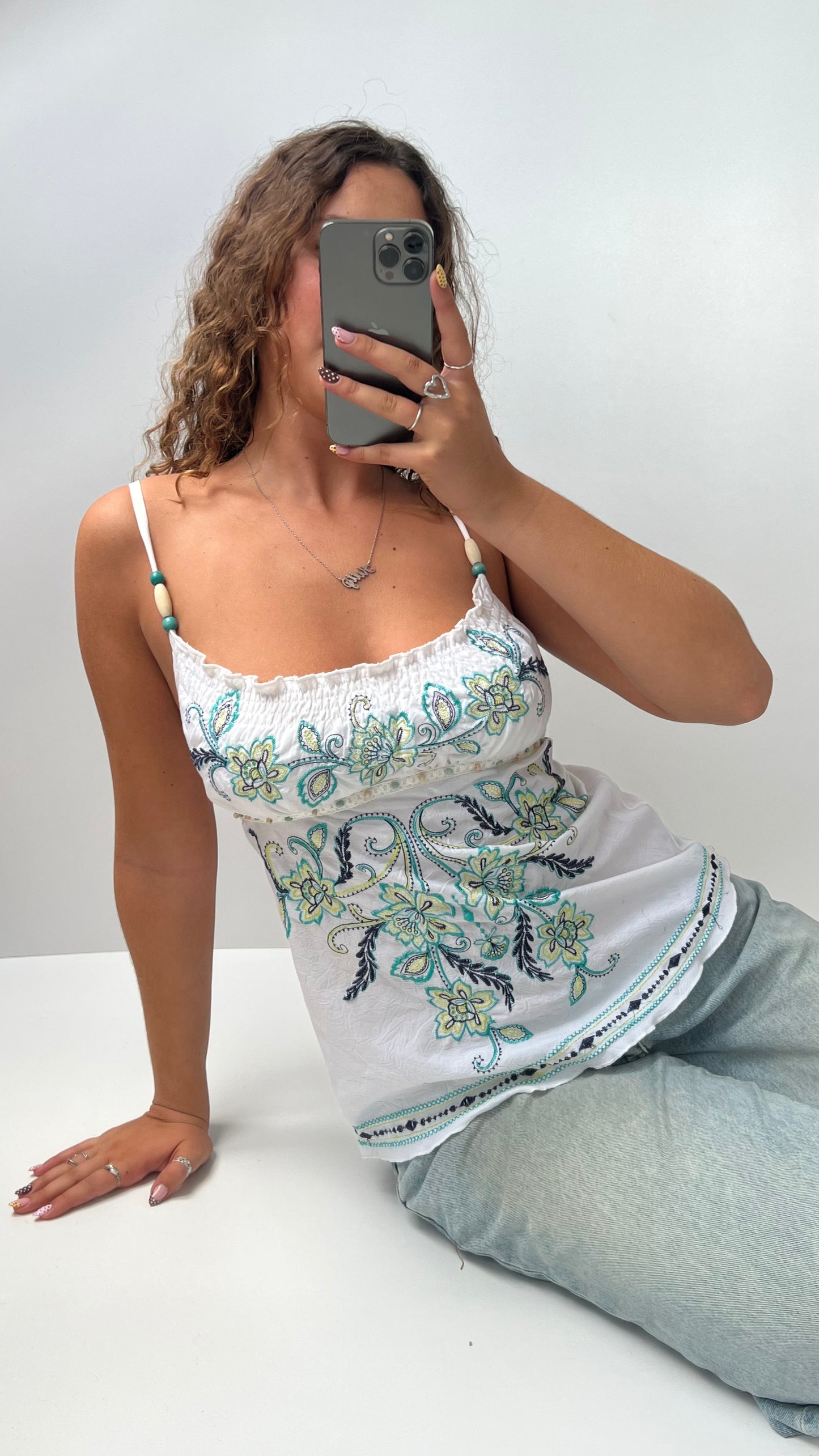 00s white embroidered cami- size M