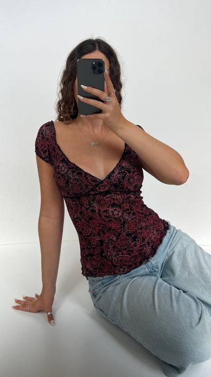 00s black red paisley top- size M