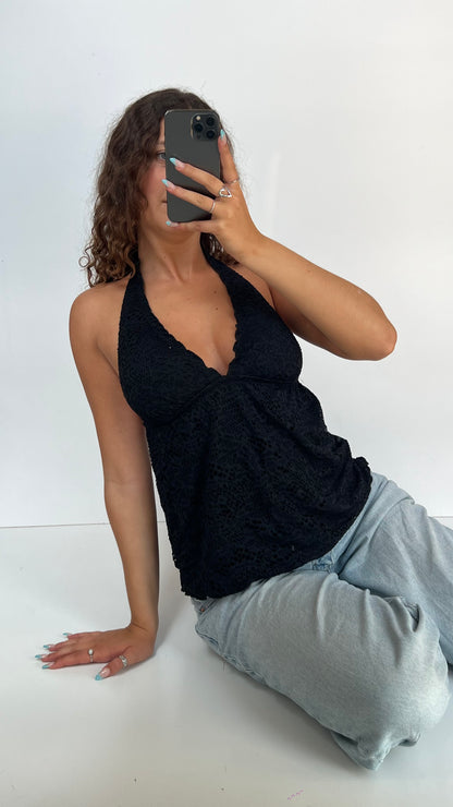 00s black crochet cami- size L