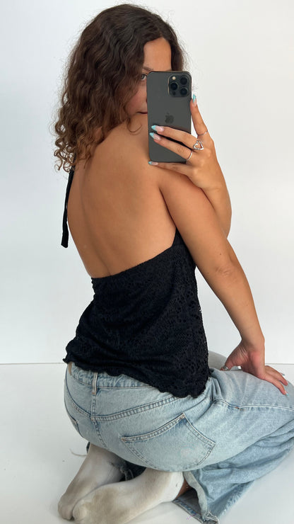 00s black crochet cami- size L