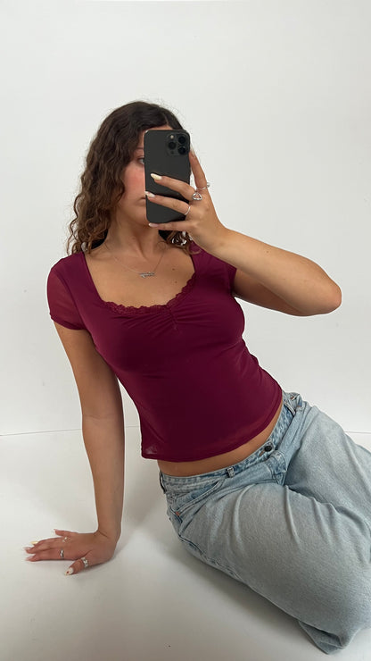 00s burgundy mesh top- size M
