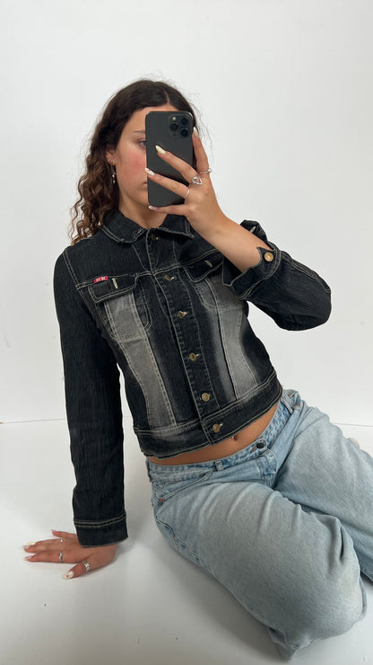 00s black denim jacket- size L
