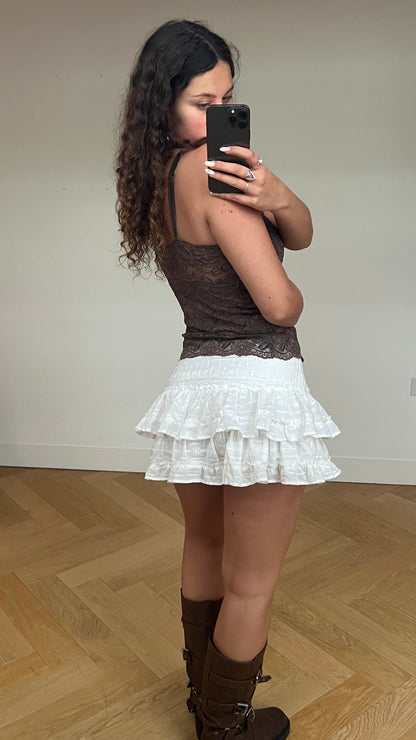 00s white embroidered mini skirt- size M